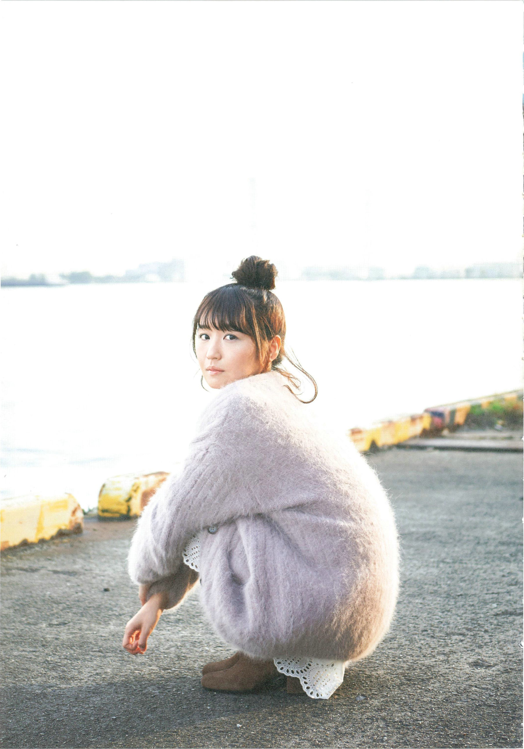 惣田紗莉渚 1st《うらばなし》 [PhotoBook]