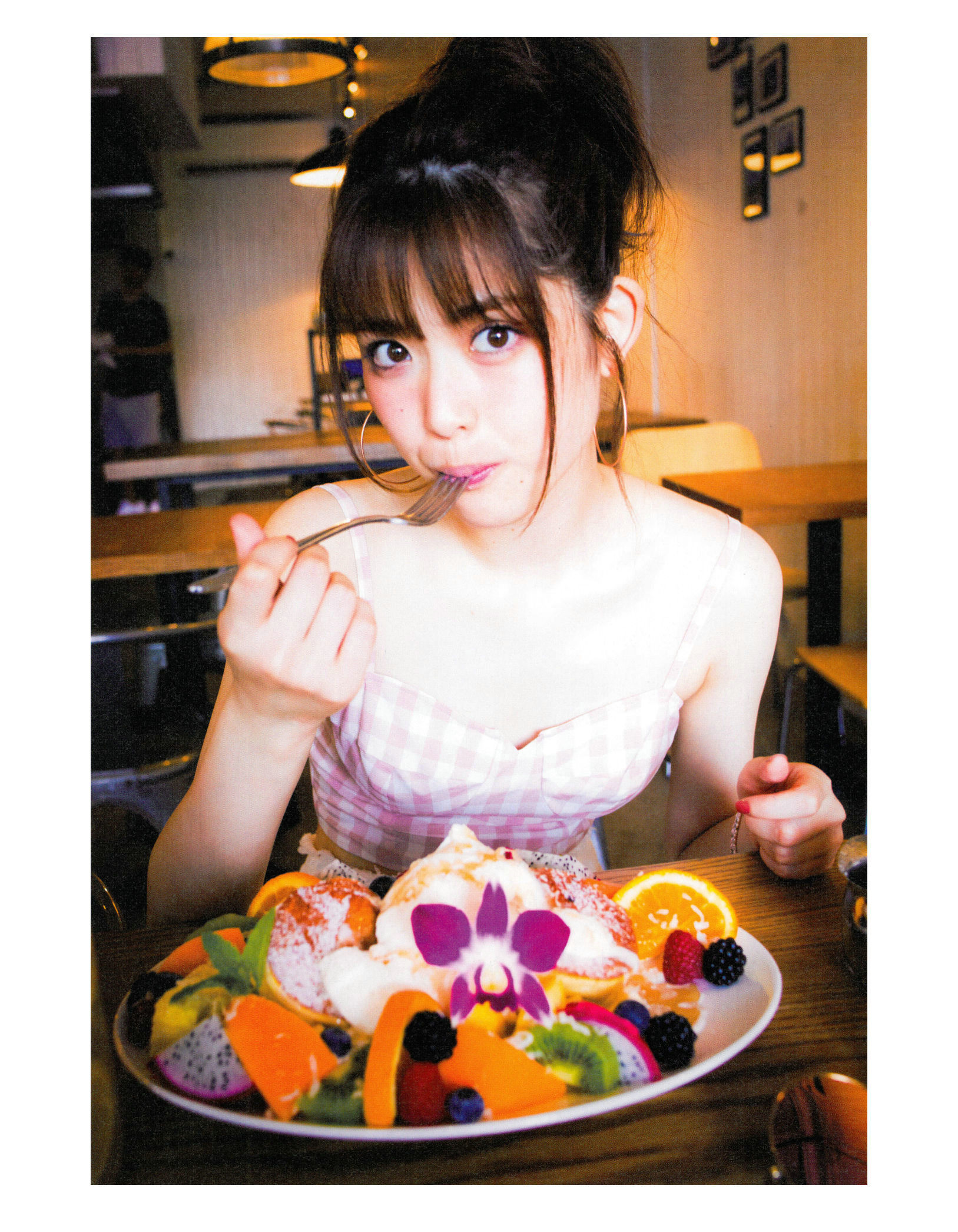 松村沙友理《意外っていうか、前から可愛いと思ってた》 [PhotoBook]