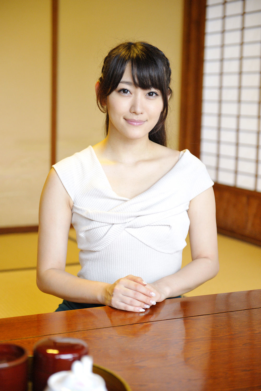 西野翔《秘宝館 ギリ見せ☆》 [PhotoBook]