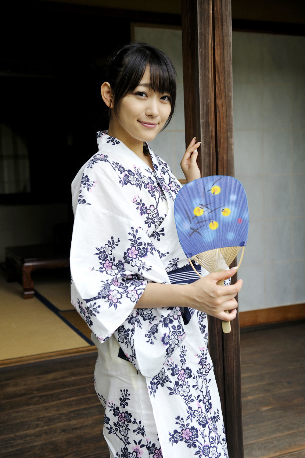 西野翔《秘宝館 ギリ見せ☆》 [PhotoBook]
