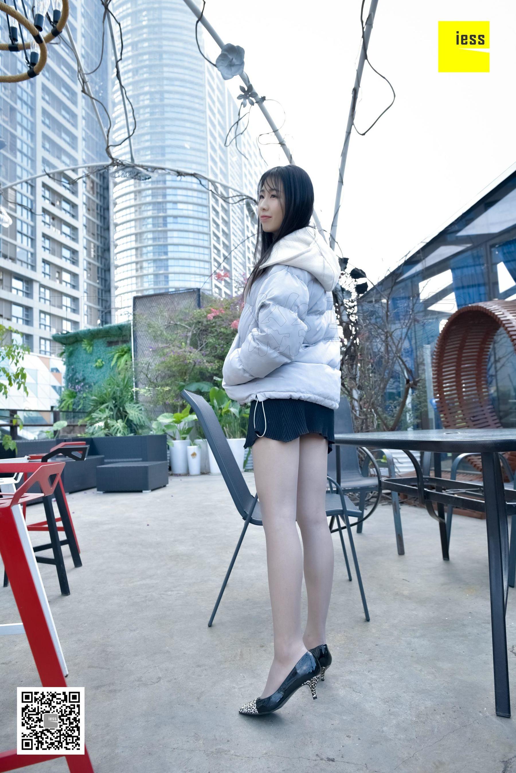 佳桢《丰满微肉腿》 [异思趣向IESS] 丝享家156
