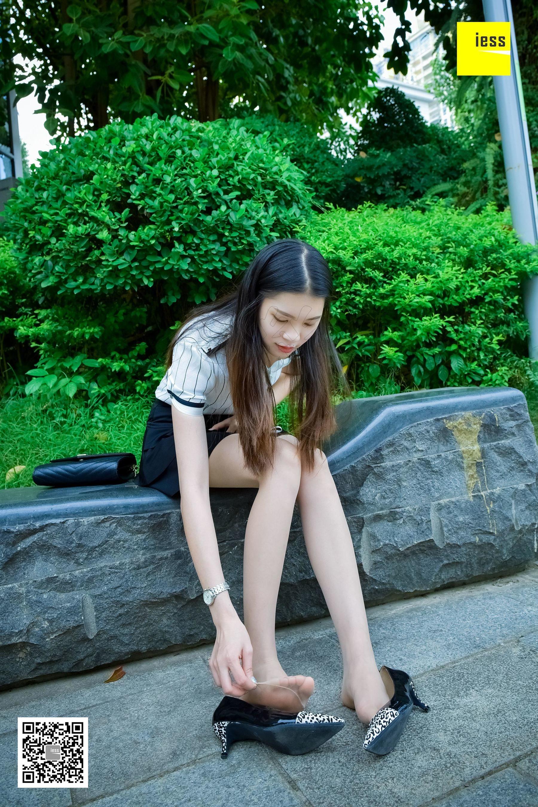 七七《坐在石凳上的美女》[异思趣向IESS] 丝享家169