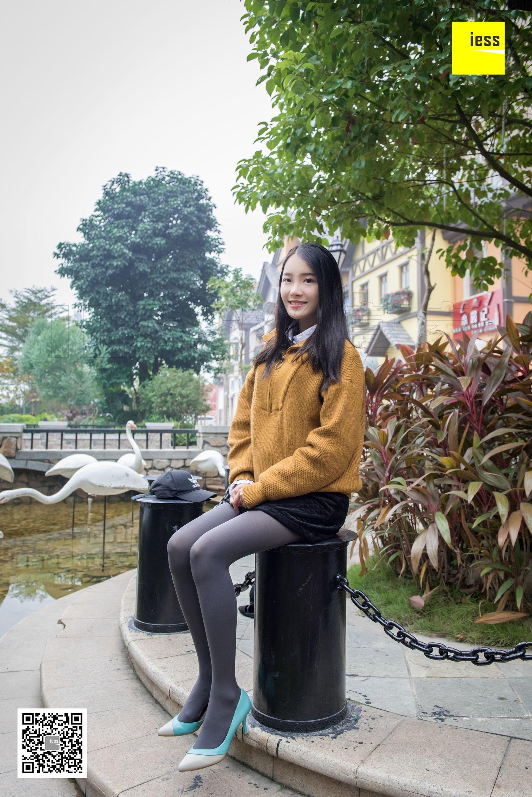 婉萍《厚灰丝与蓝色高跟》 [异思趣向IESS] 丝享家201