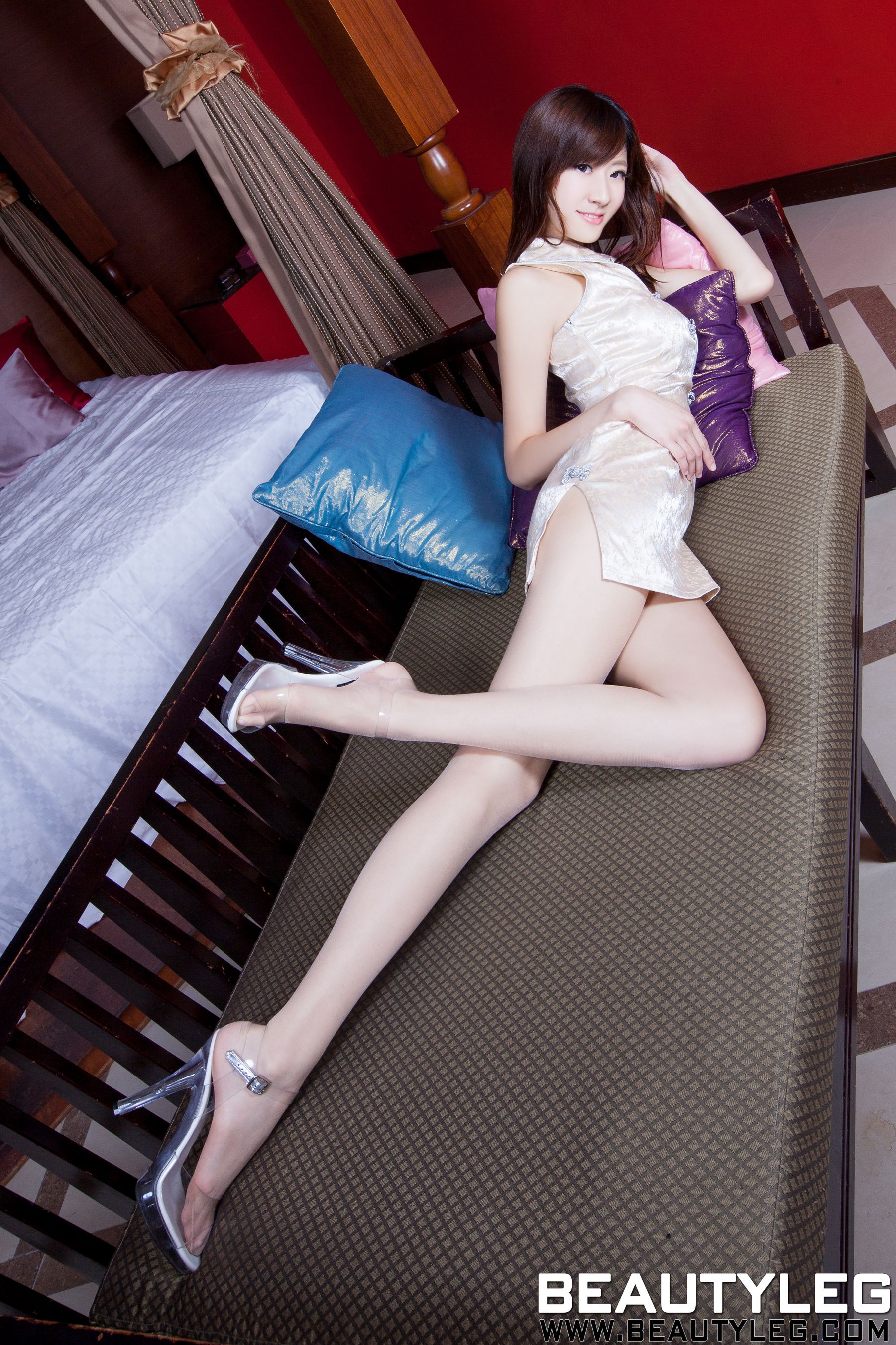 [Beautyleg] NO.1042 Queena 丝袜美腿写真集