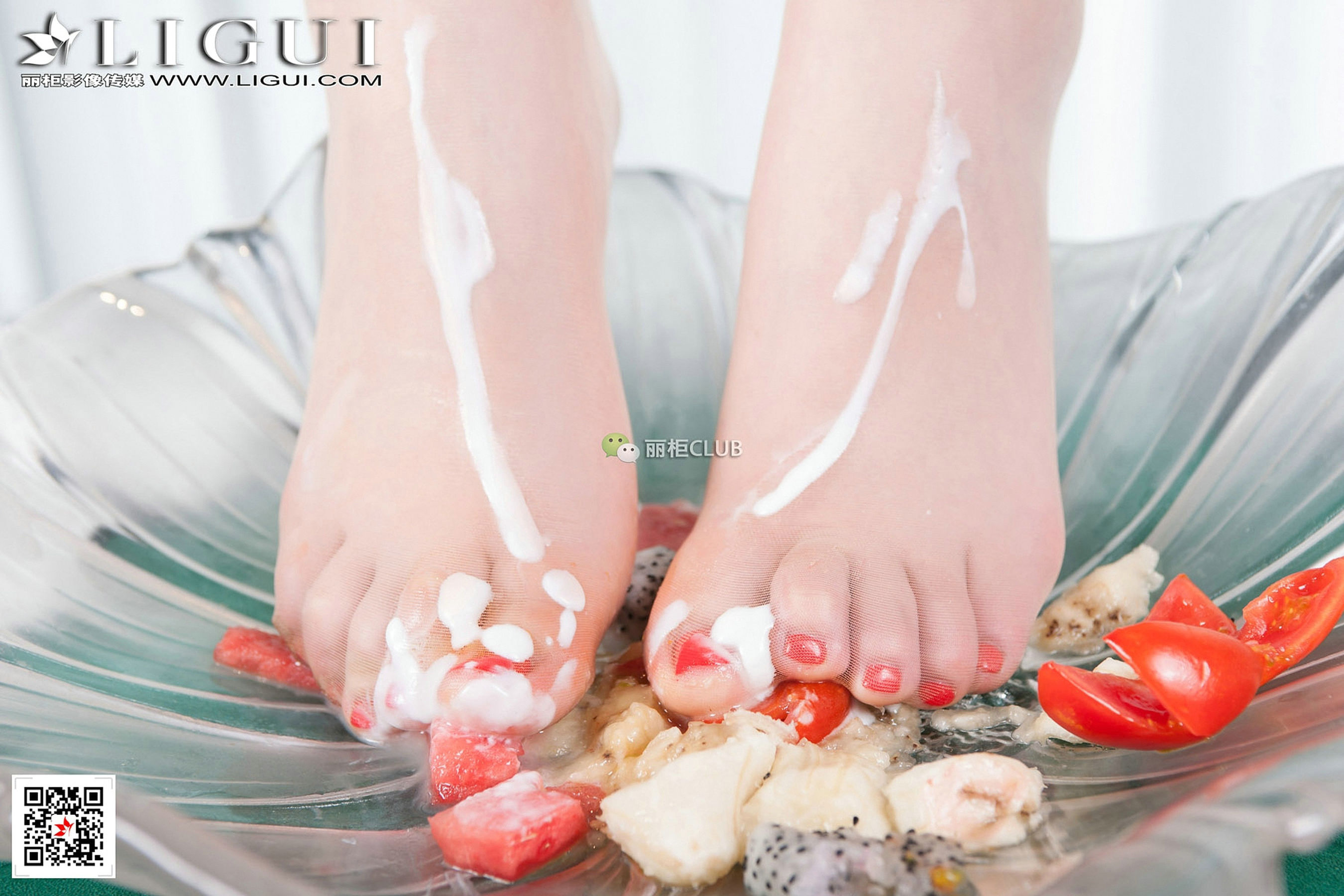 Model 豆豆《蕾丝+肉丝袜+水果丝足》 [丽柜Ligui]