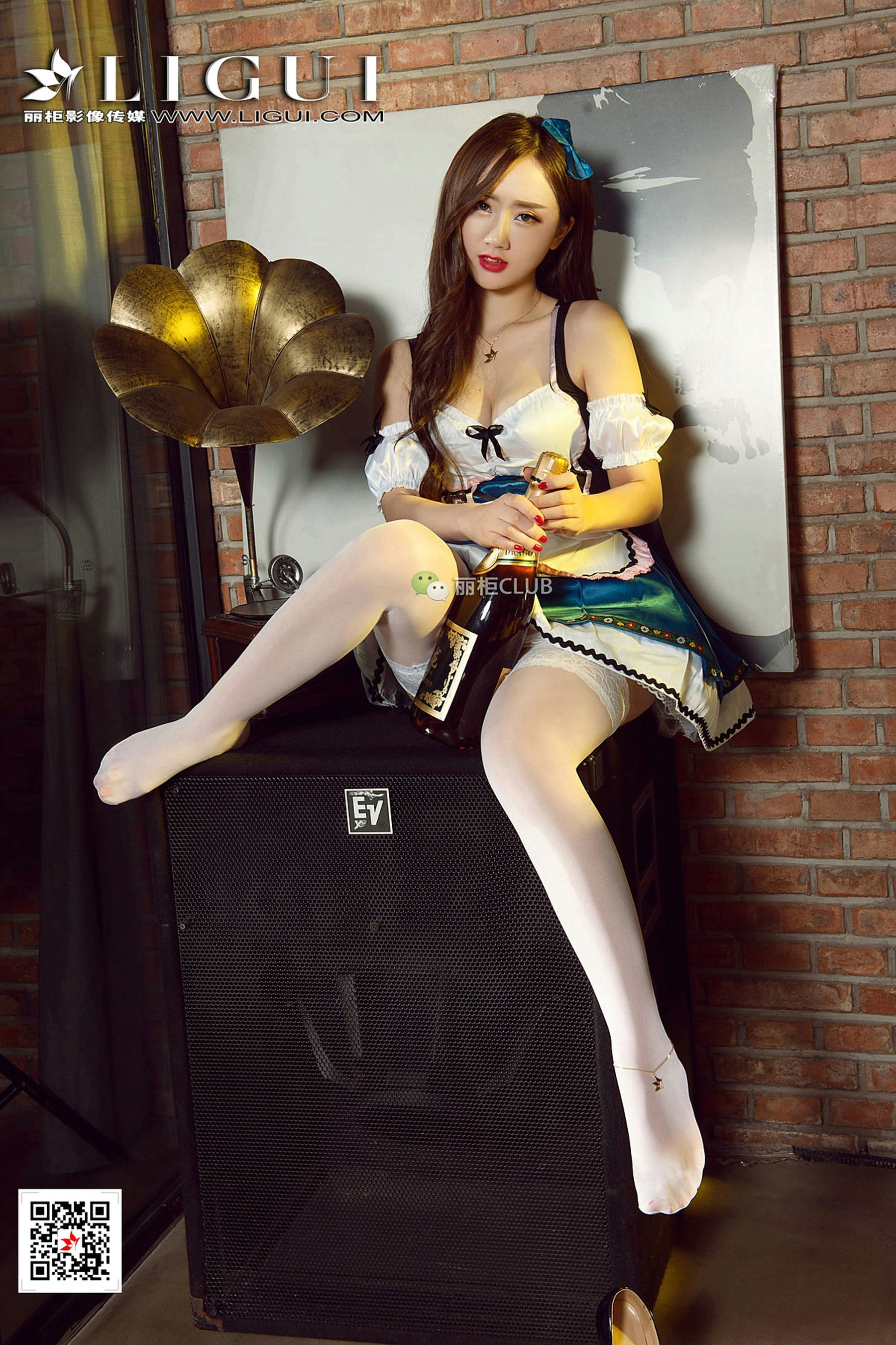 Model 然然《白丝美腿丝脚》 [丽柜Ligui]