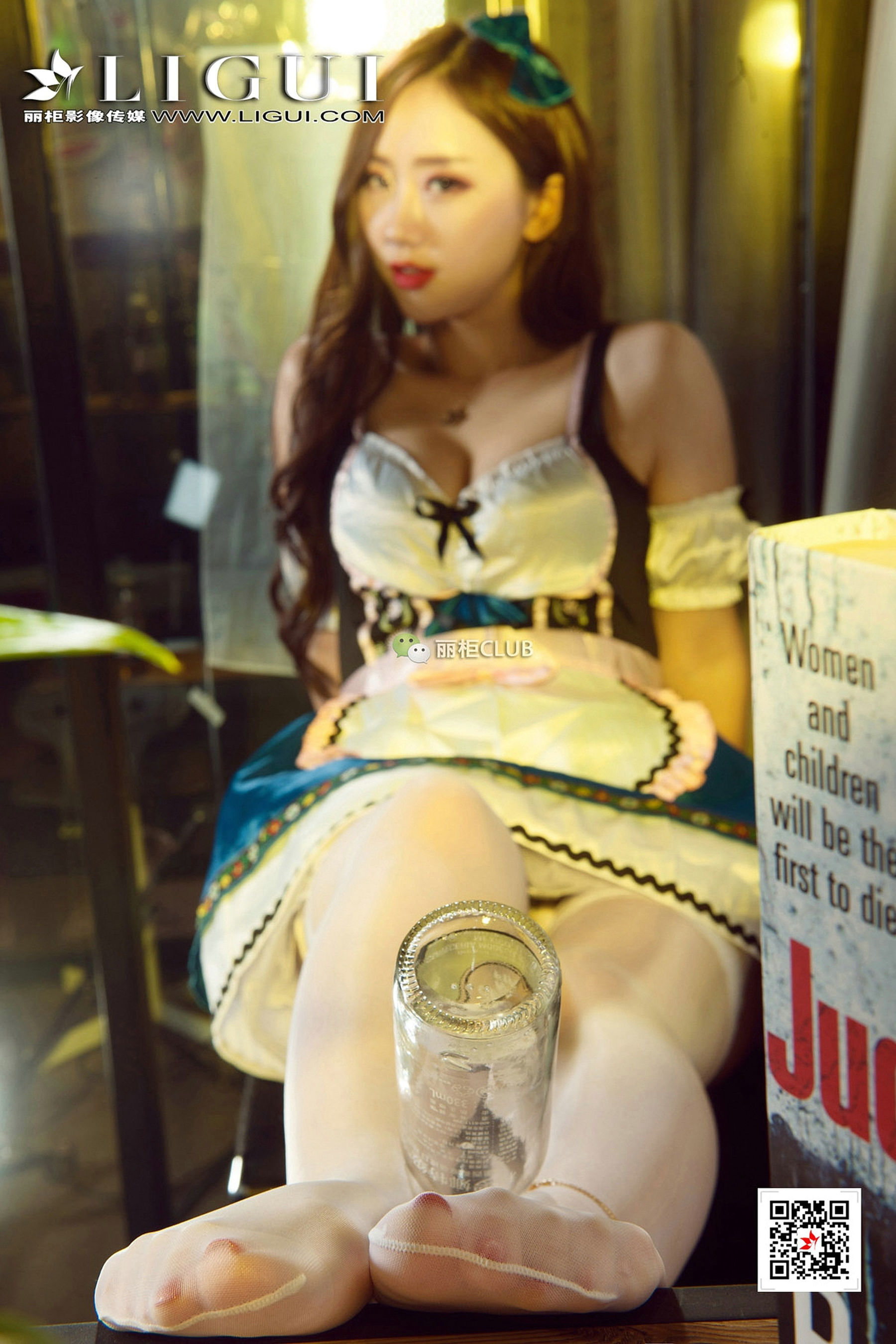Model 然然《白丝美腿丝脚》 [丽柜Ligui]