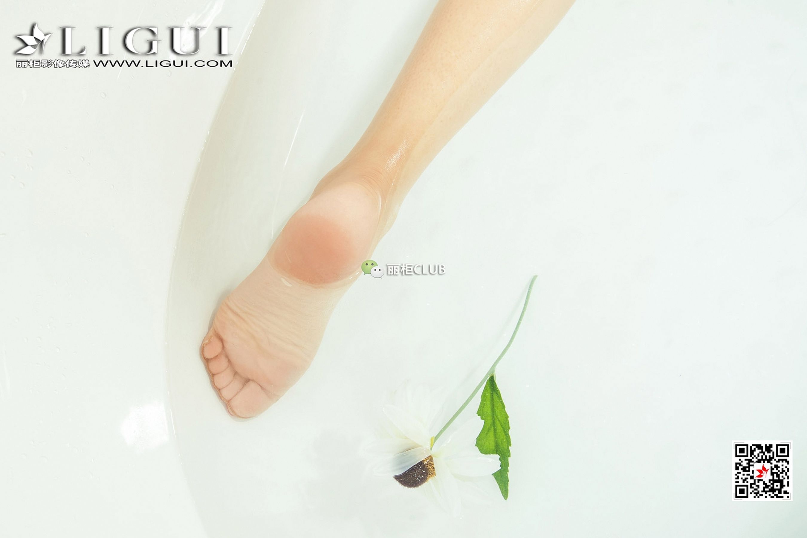 Model 悠悠《浴缸玉足》 [丽柜Ligui]
