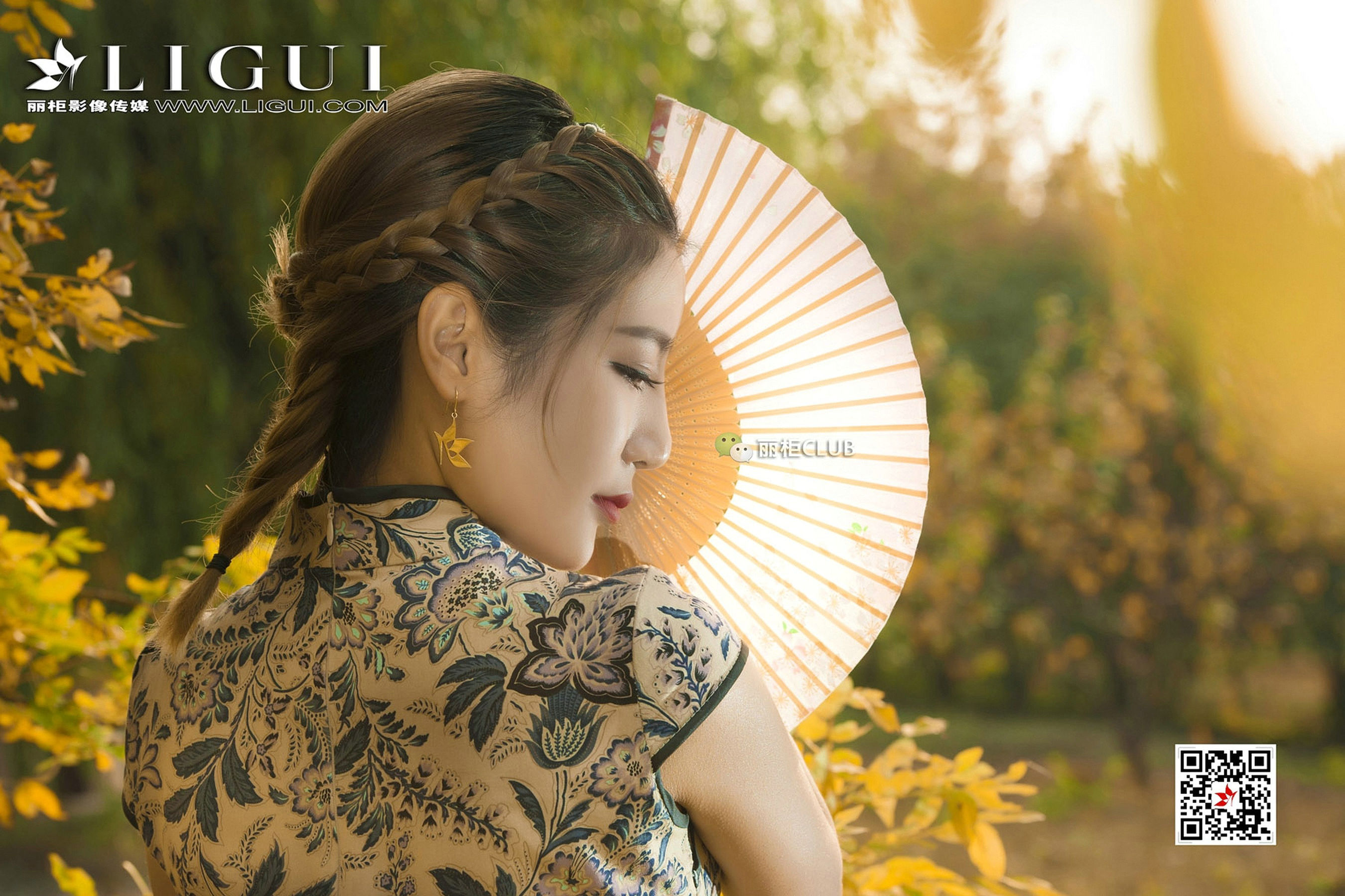 Model 悠悠《黄昏优雅旗袍唯美丝足》 [丽柜Ligui]