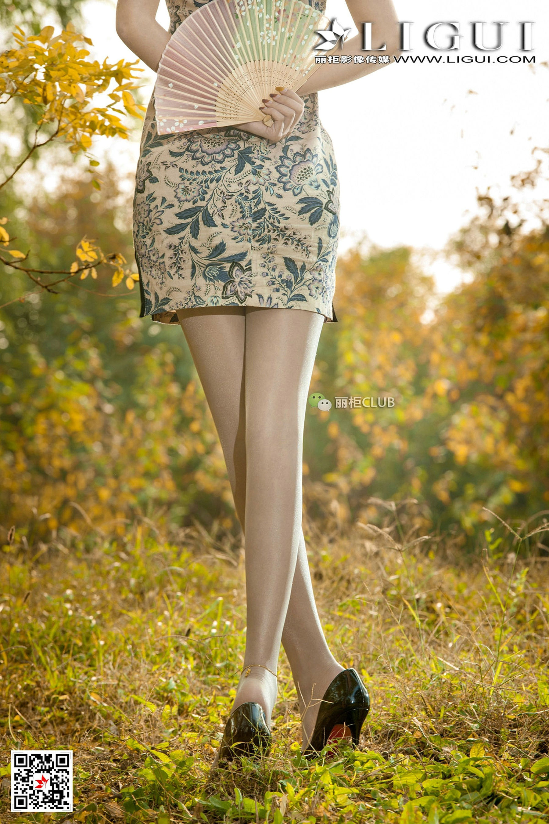 Model 悠悠《黄昏优雅旗袍唯美丝足》 [丽柜Ligui]