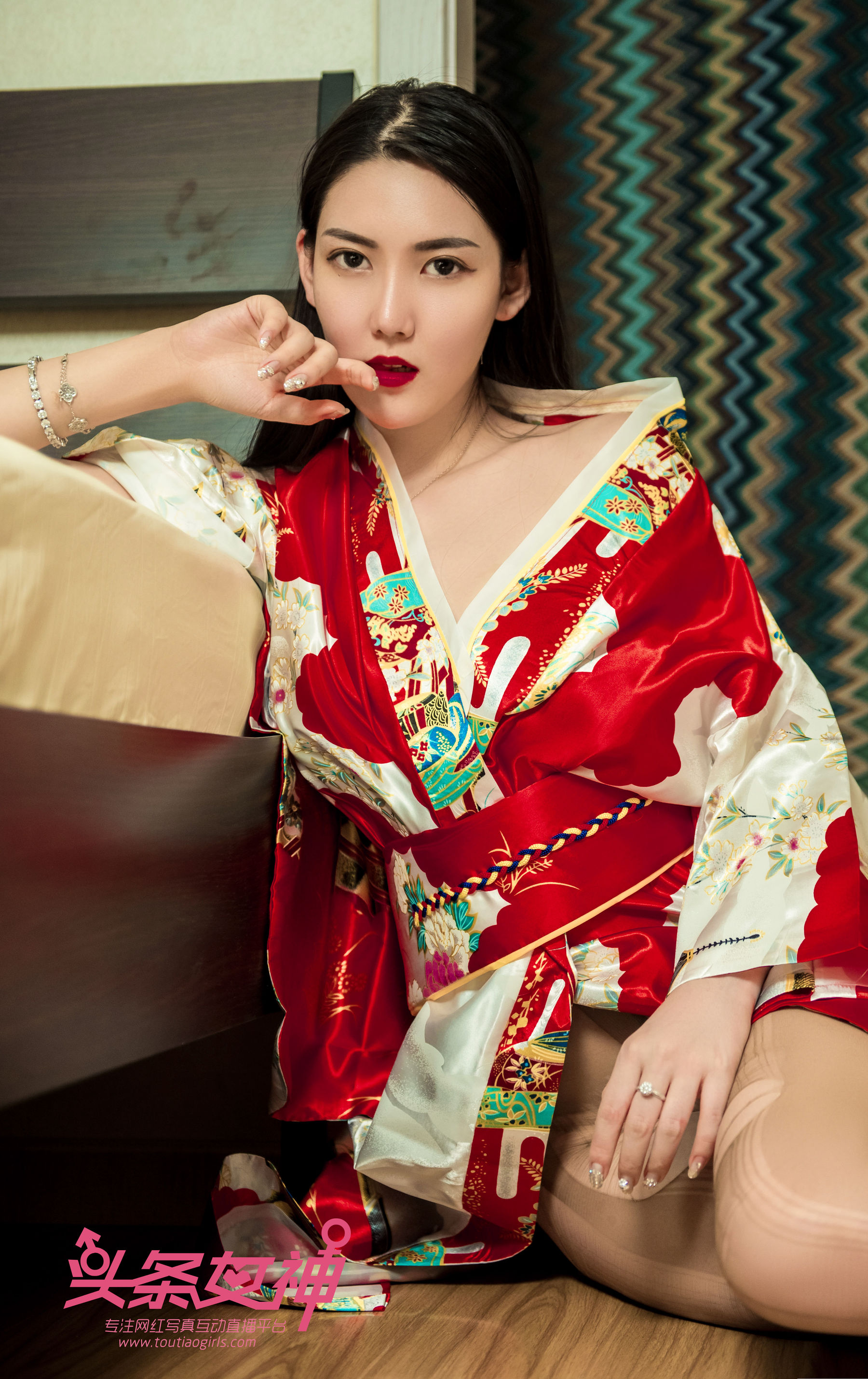 冯雪娇《和服之韵》 [头条女神Toutiaogirls]