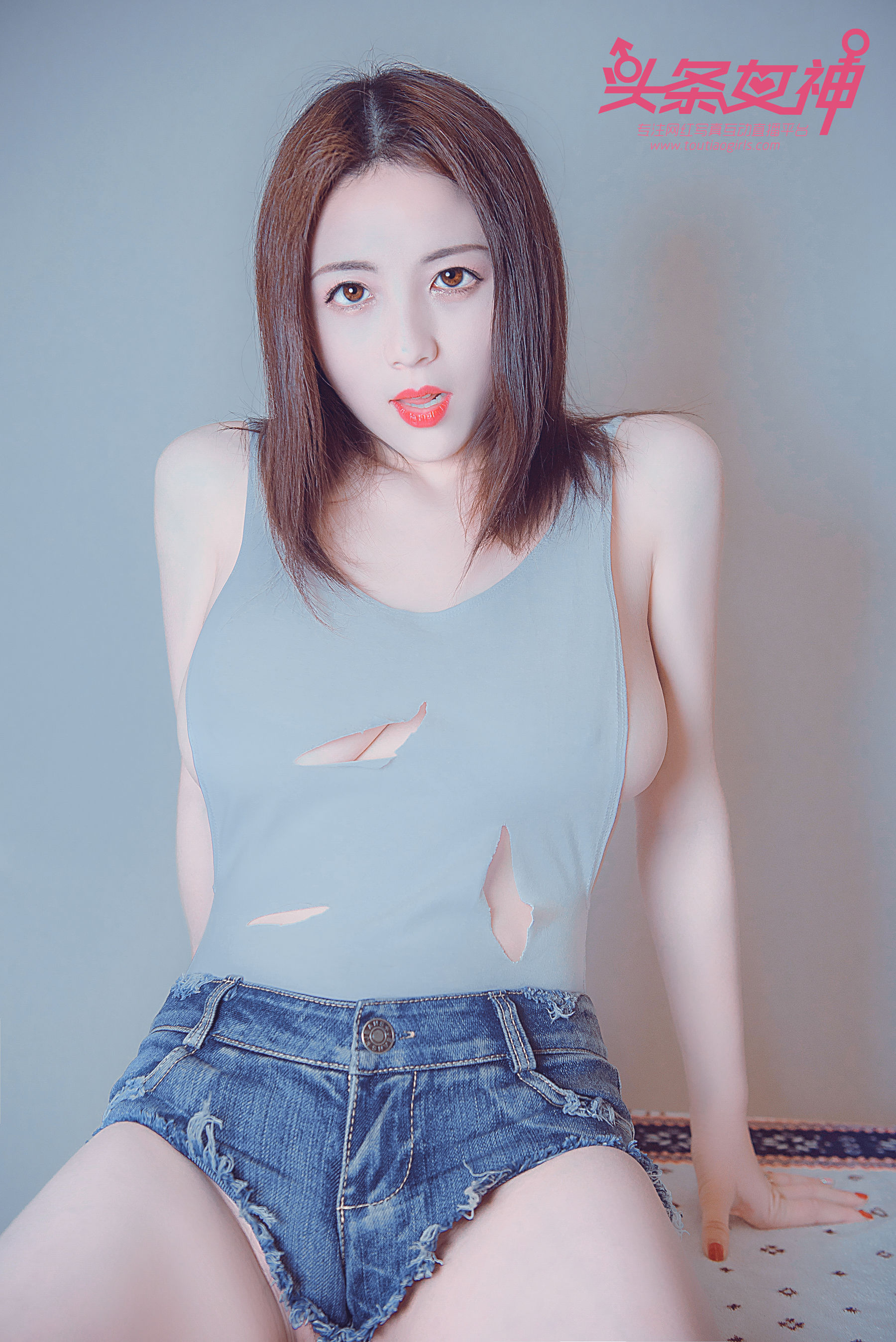 迪爱儿《波涛跨栏背心》 [头条女神Toutiaogirls]