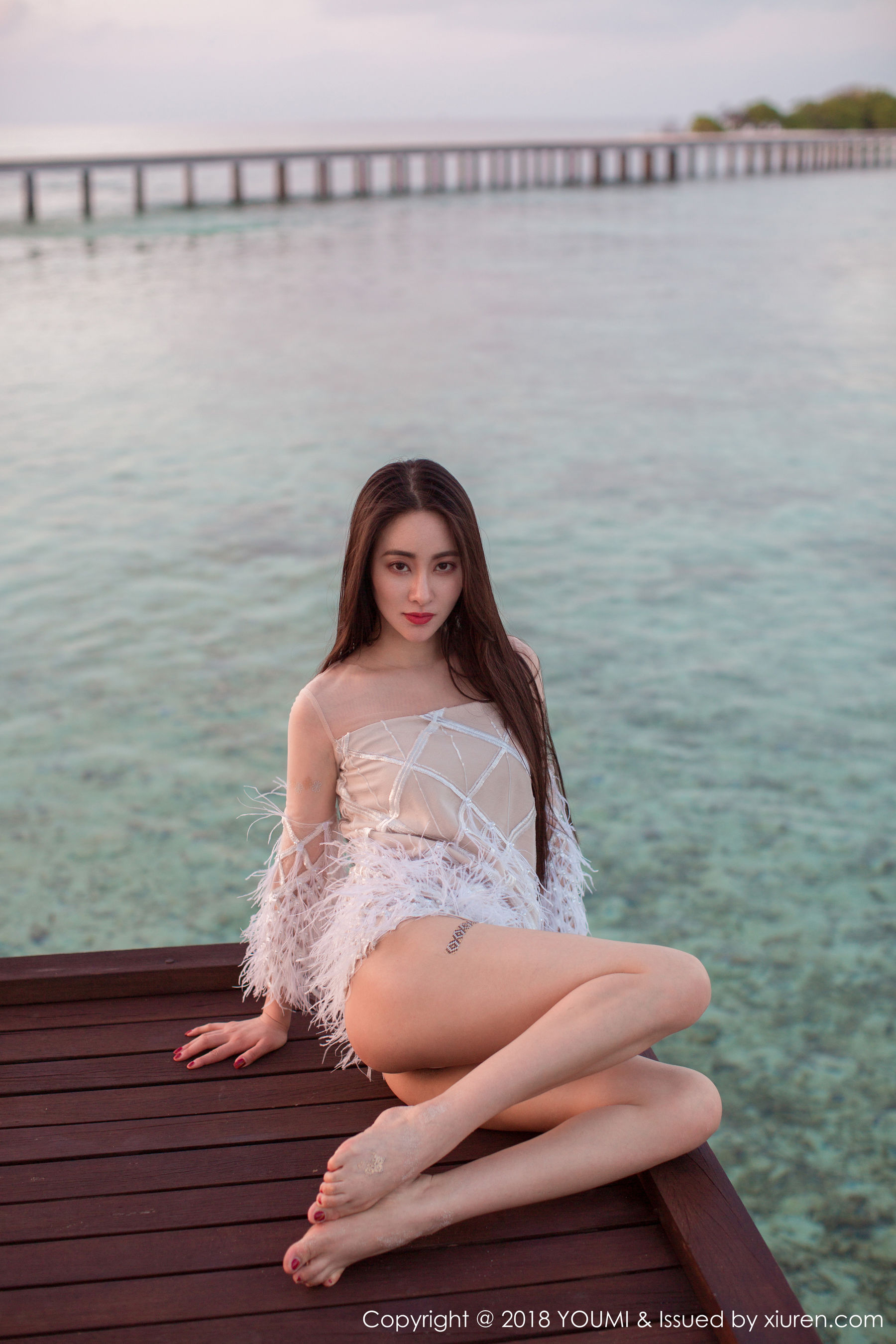 穆菲菲《马尔代夫旅拍》海边主题写真 [尤蜜荟YouMi] Vol.135