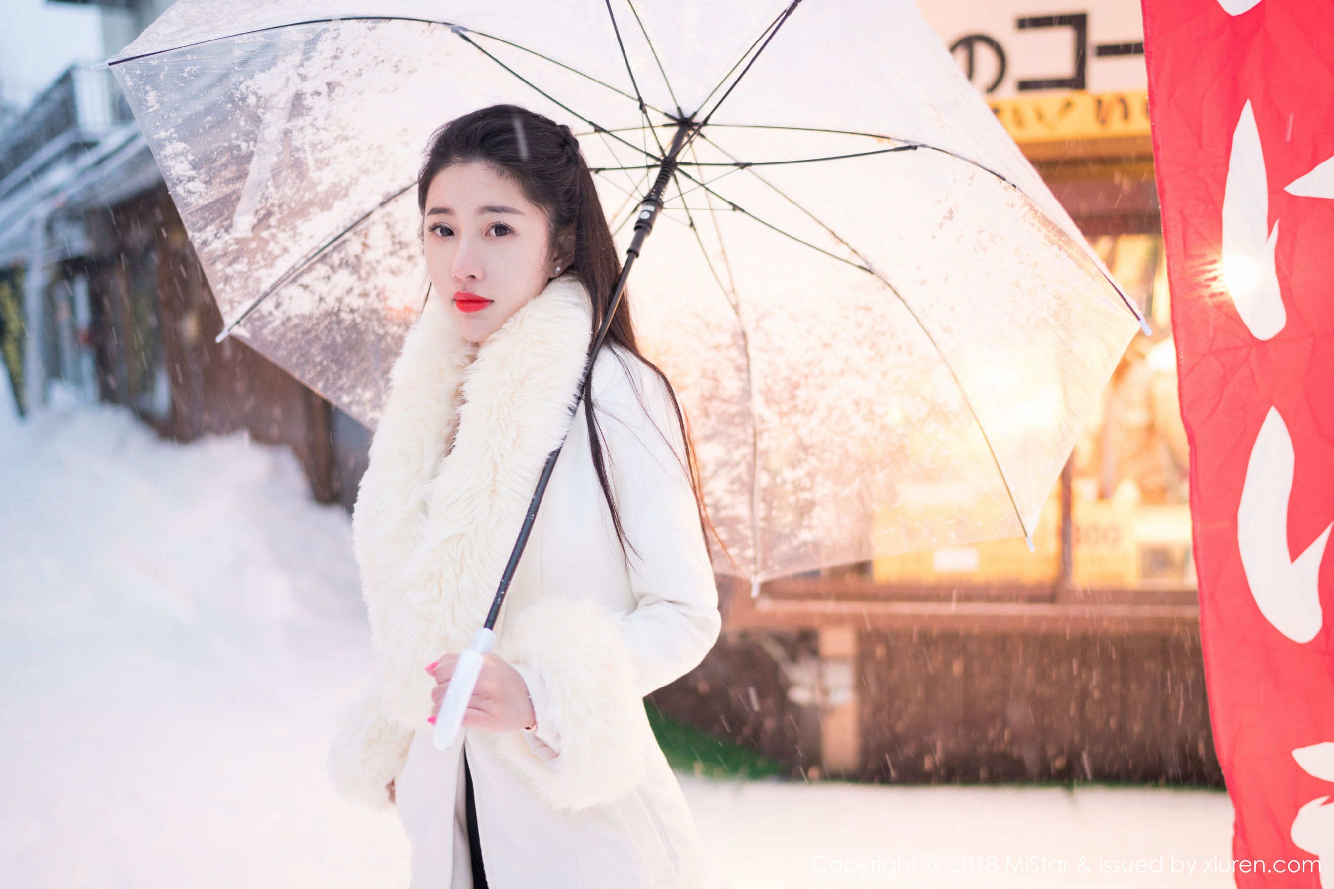 陈嘉嘉Tiffany《雪中有佳人+性感肚兜》 [魅妍社MiStar] VOL.216