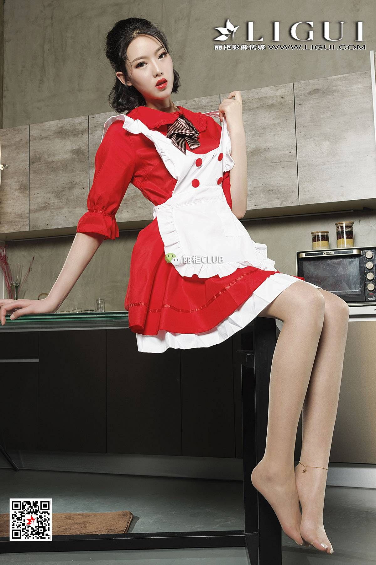 腿模敏儿《肉丝美厨娘》 [丽柜Ligui]
