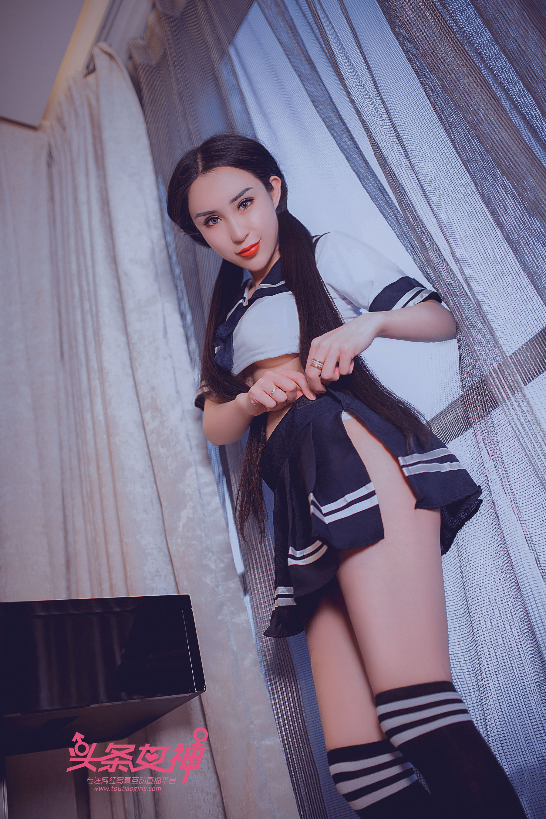 李思彤《清纯学妹》 [头条女神Toutiaogirls]