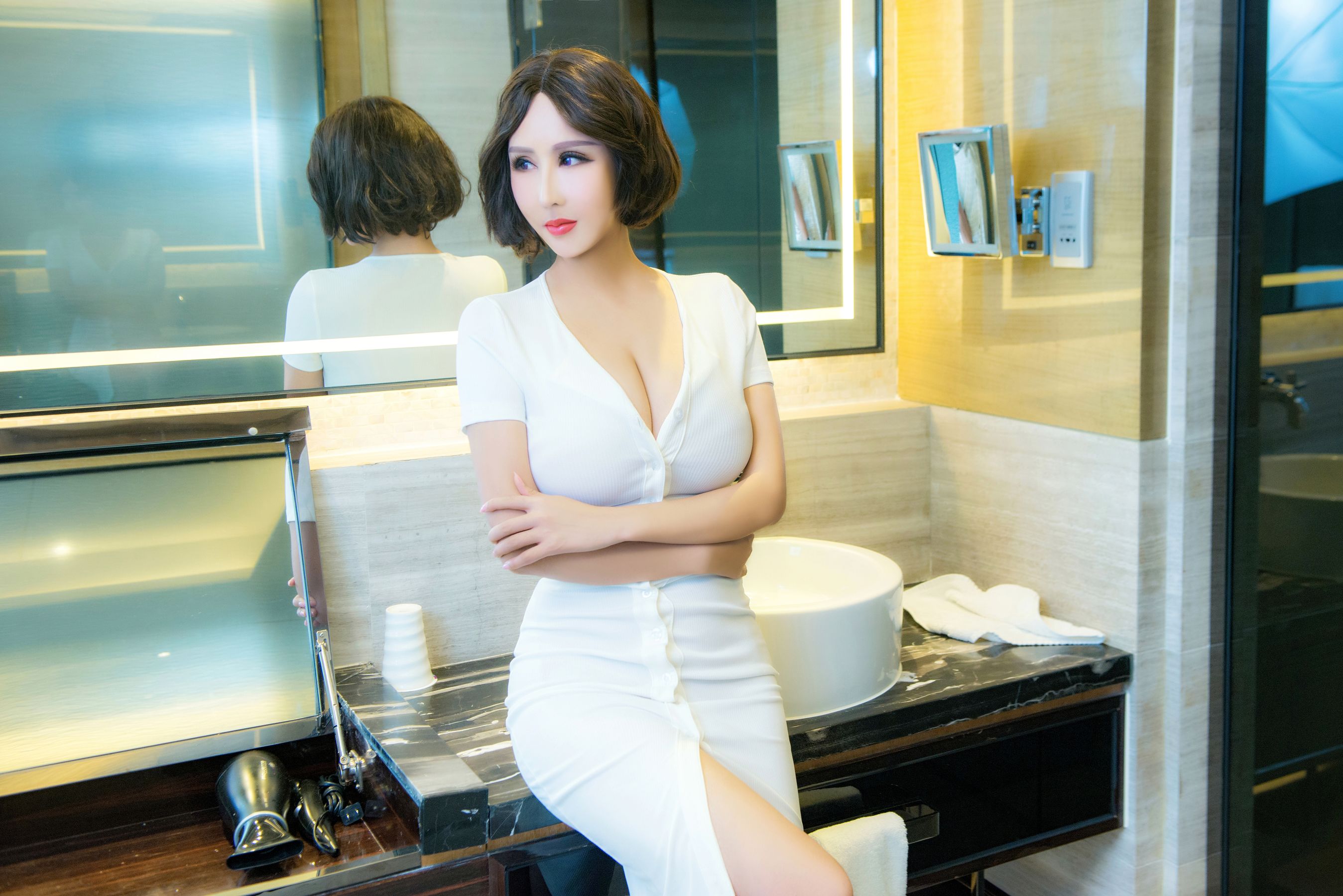 娜依灵儿《性感G乳美胸美臀私房》Part-II [猎女神SLADY] NO.012