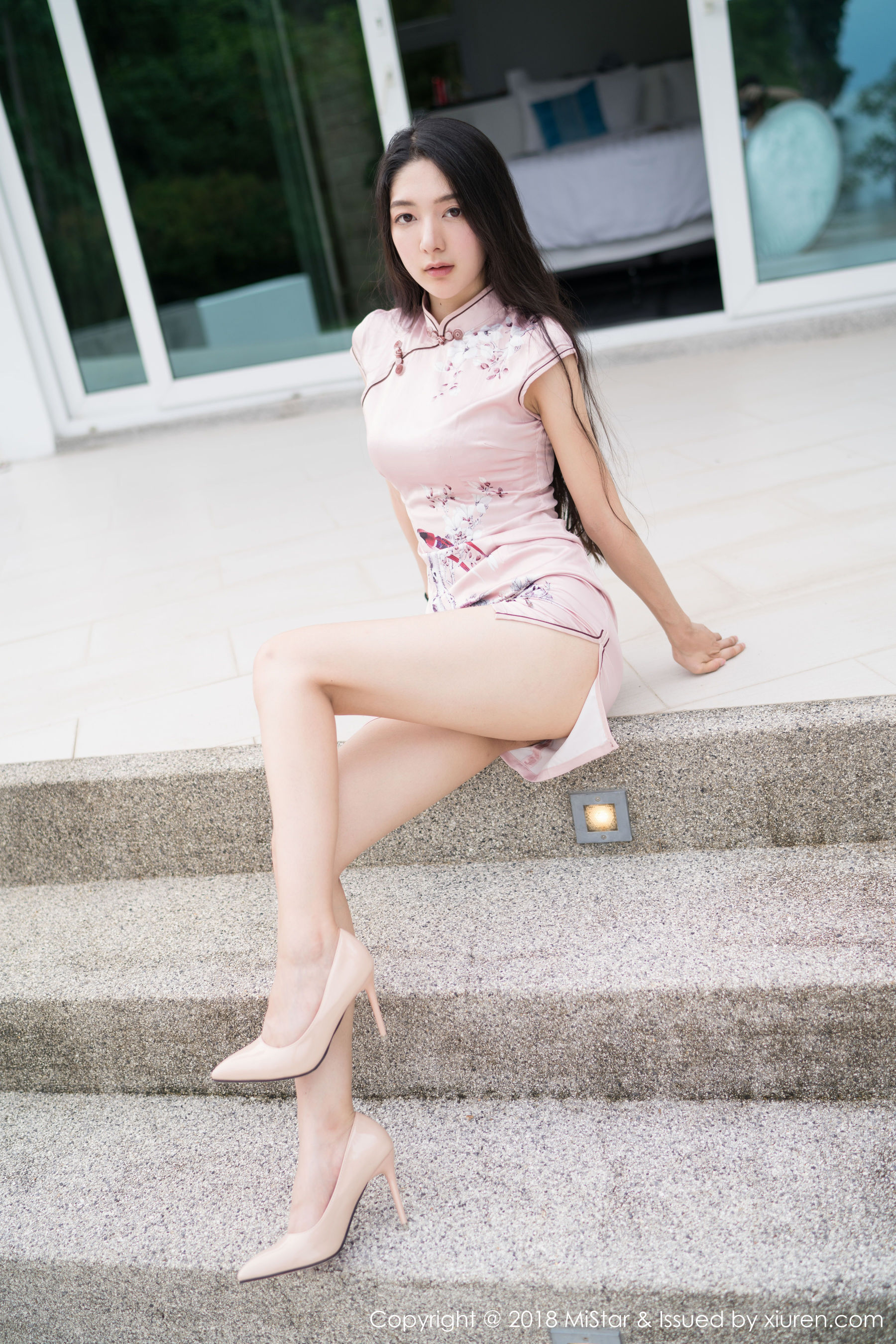 小热巴《比基尼、旗袍与浴室湿身》 [魅妍社MiStar] VOL.220