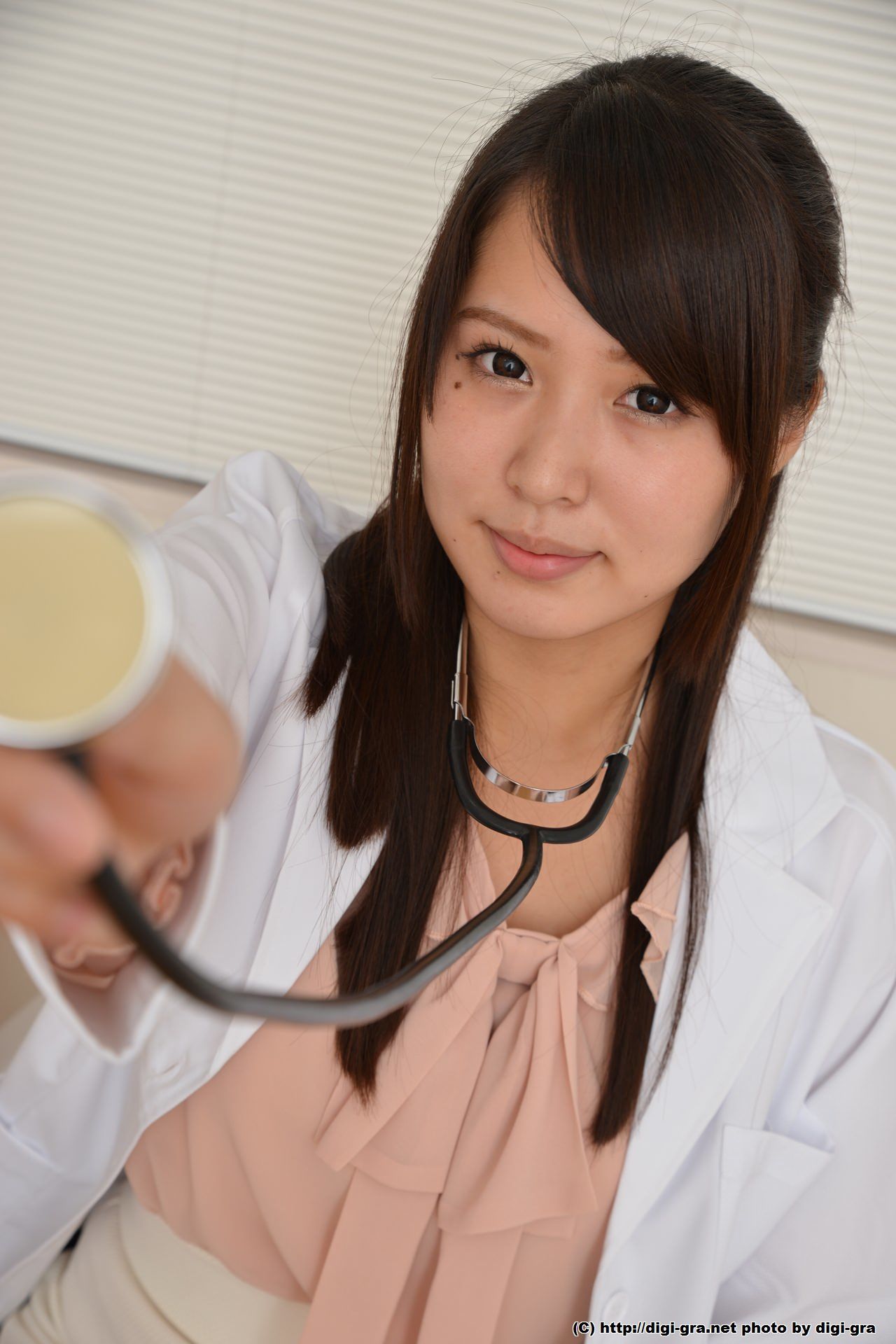[Digi-Graデジグラ] Tohno Miho 通野未帆《黑丝医生》 Set09