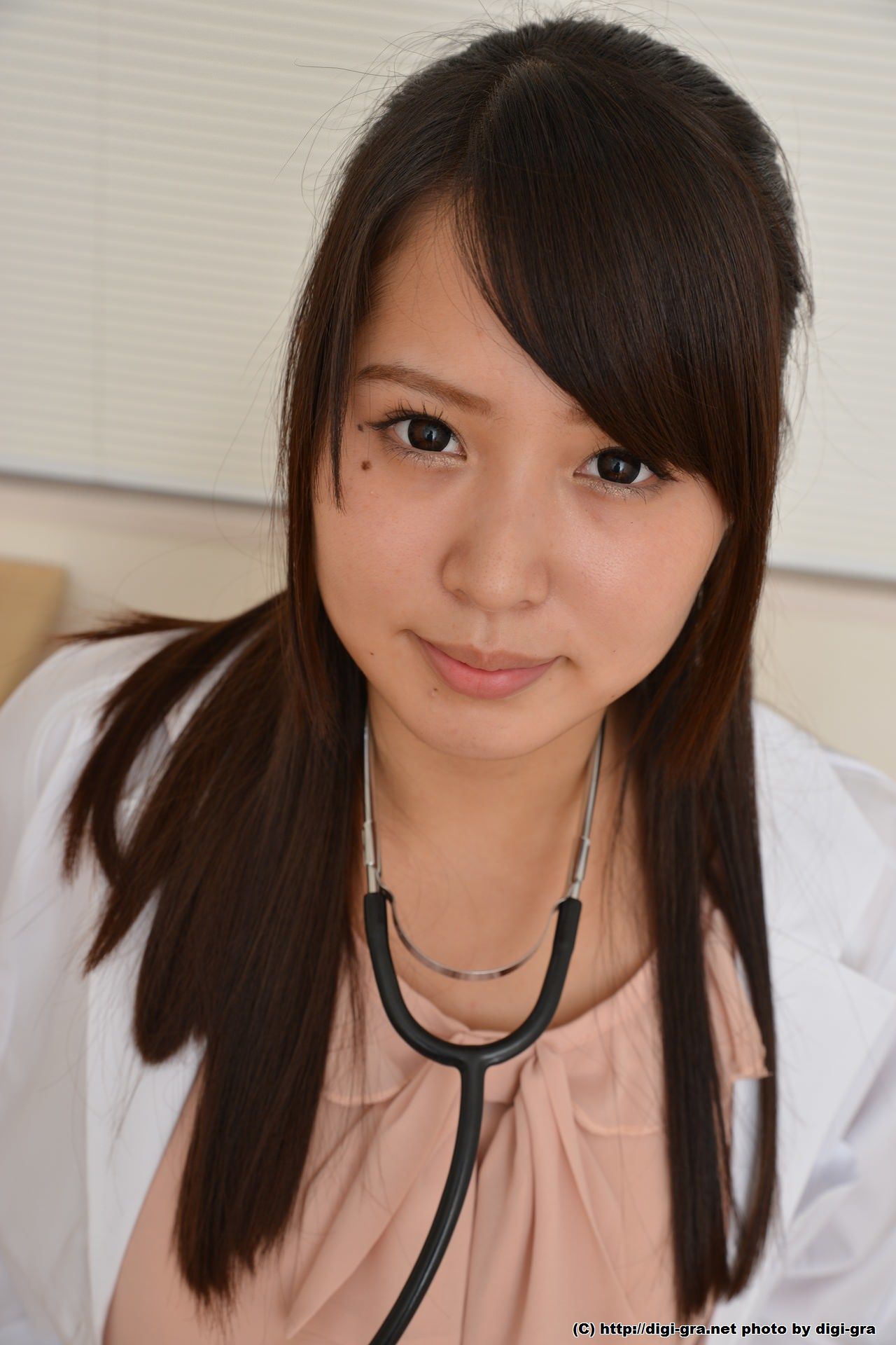 [Digi-Graデジグラ] Tohno Miho 通野未帆《黑丝医生》 Set09