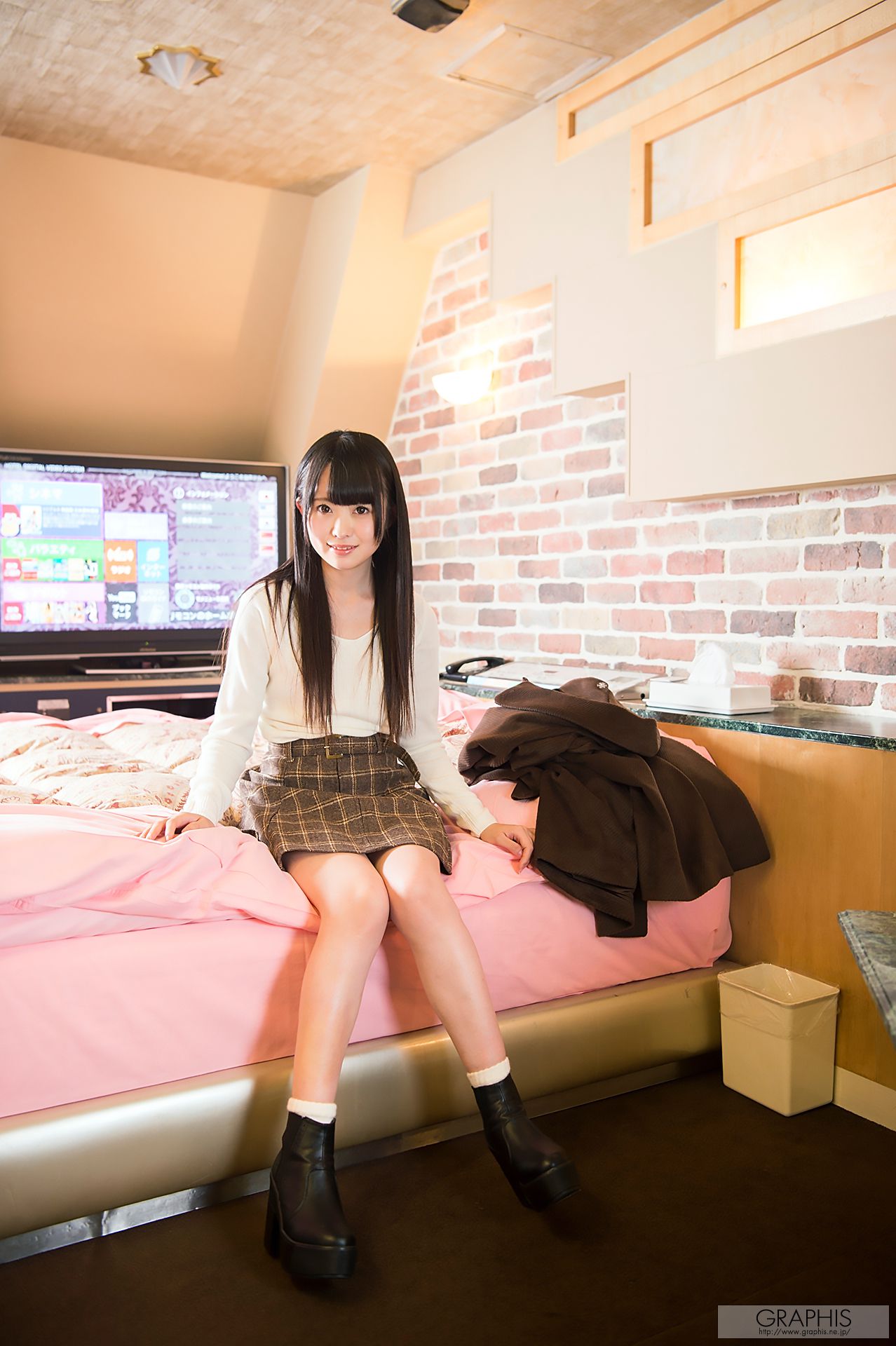 Kirari Sena 瀬名きらり/濑名光莉 [Graphis] Limited Edition
