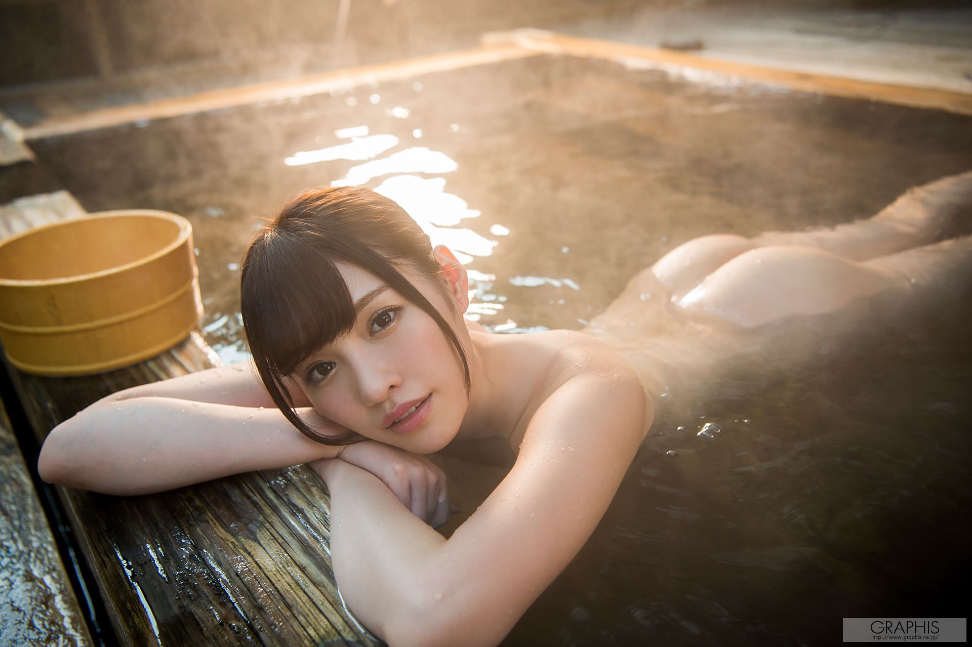 Arina Hashimoto 橋本ありな/桥本有菜 [Graphis] Limited Edition