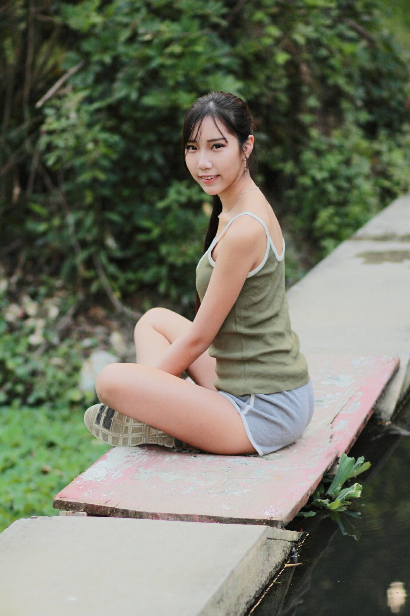 [台湾正妹] 豬比《兒童美術館外拍》