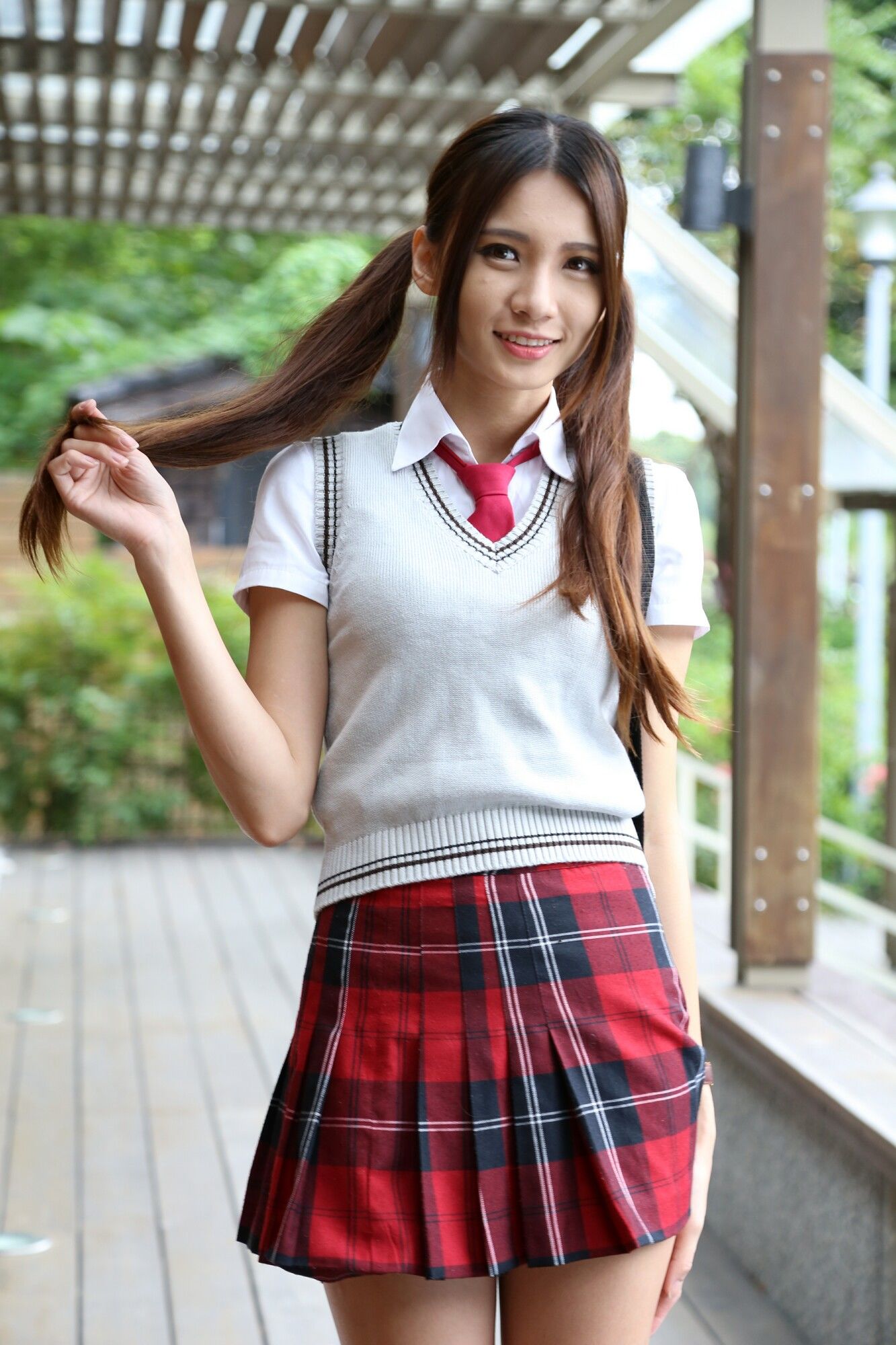 [台湾正妹] 蔡译心Candice《校服美少女》