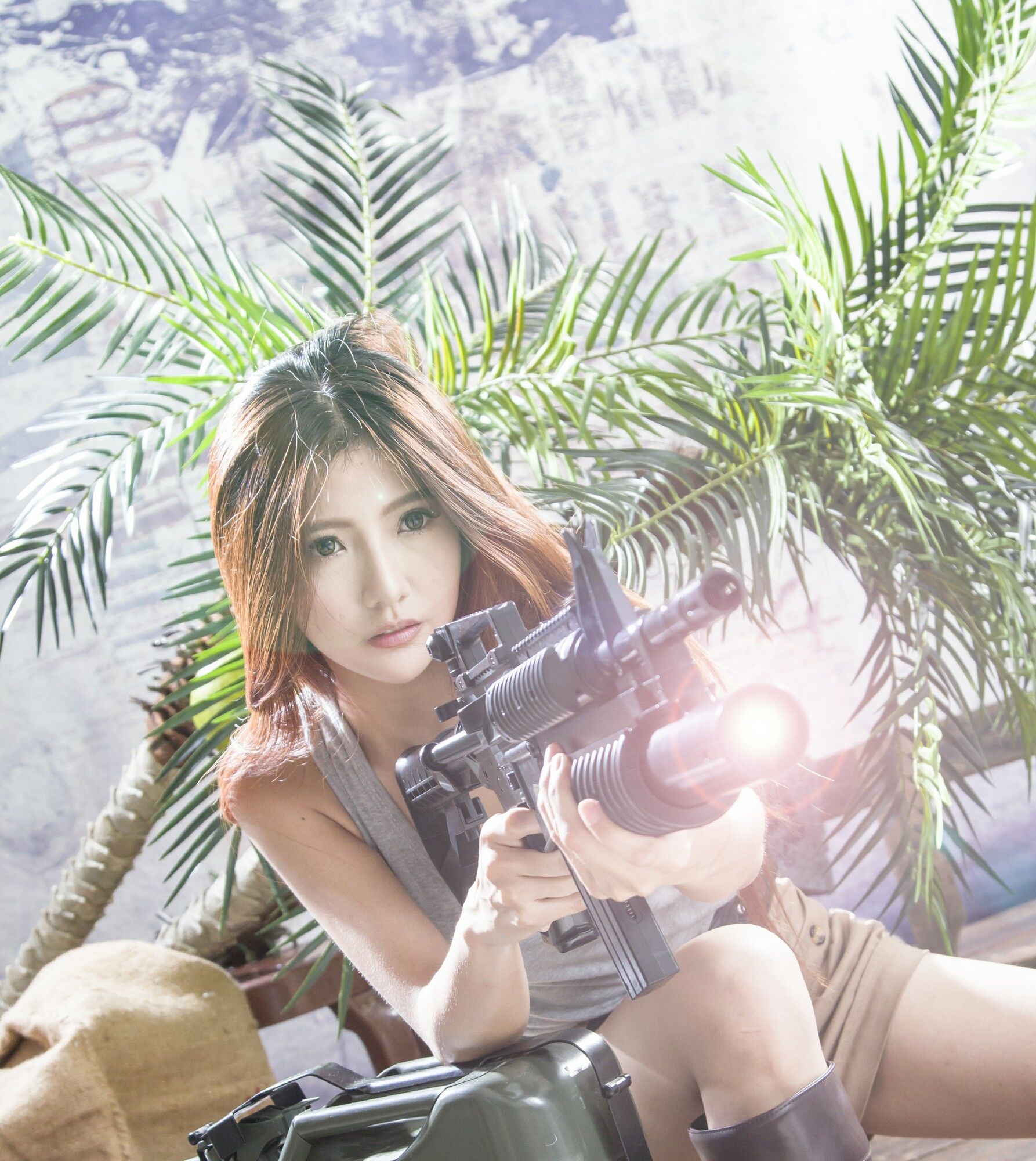 [台湾正妹] 薇安Vivian 琴棚軍警&海盜風棚拍