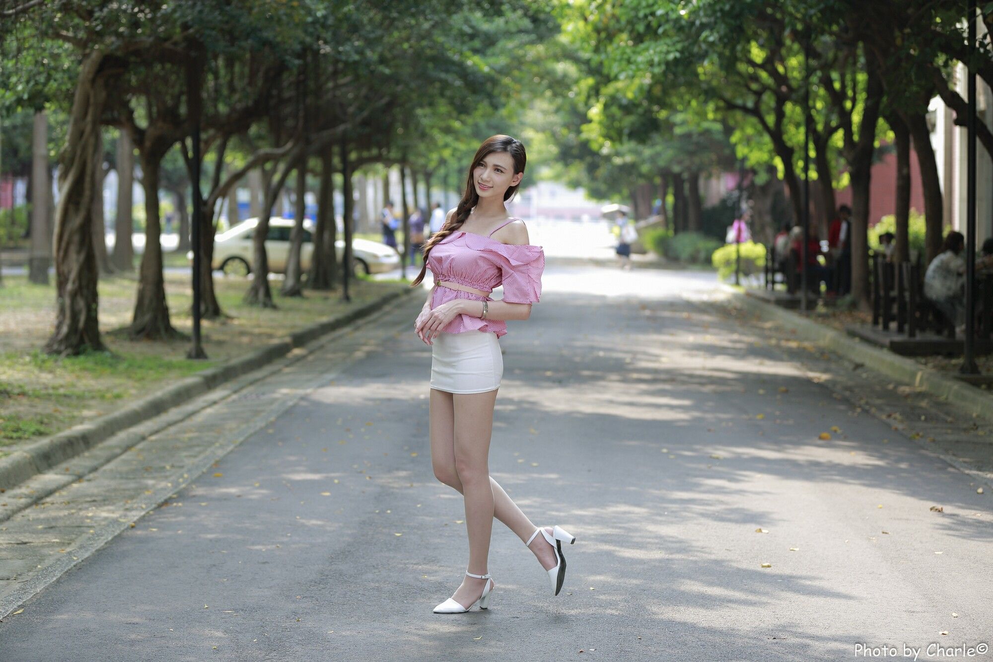 [台湾正妹] 蔡译心Candice《師範大學外拍》3套服装