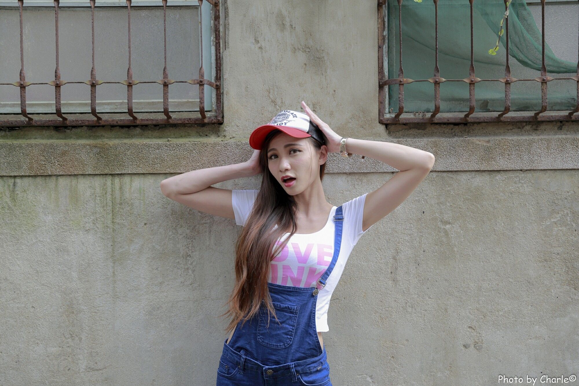 [台湾正妹] 蔡译心Candice《師範大學外拍》3套服装