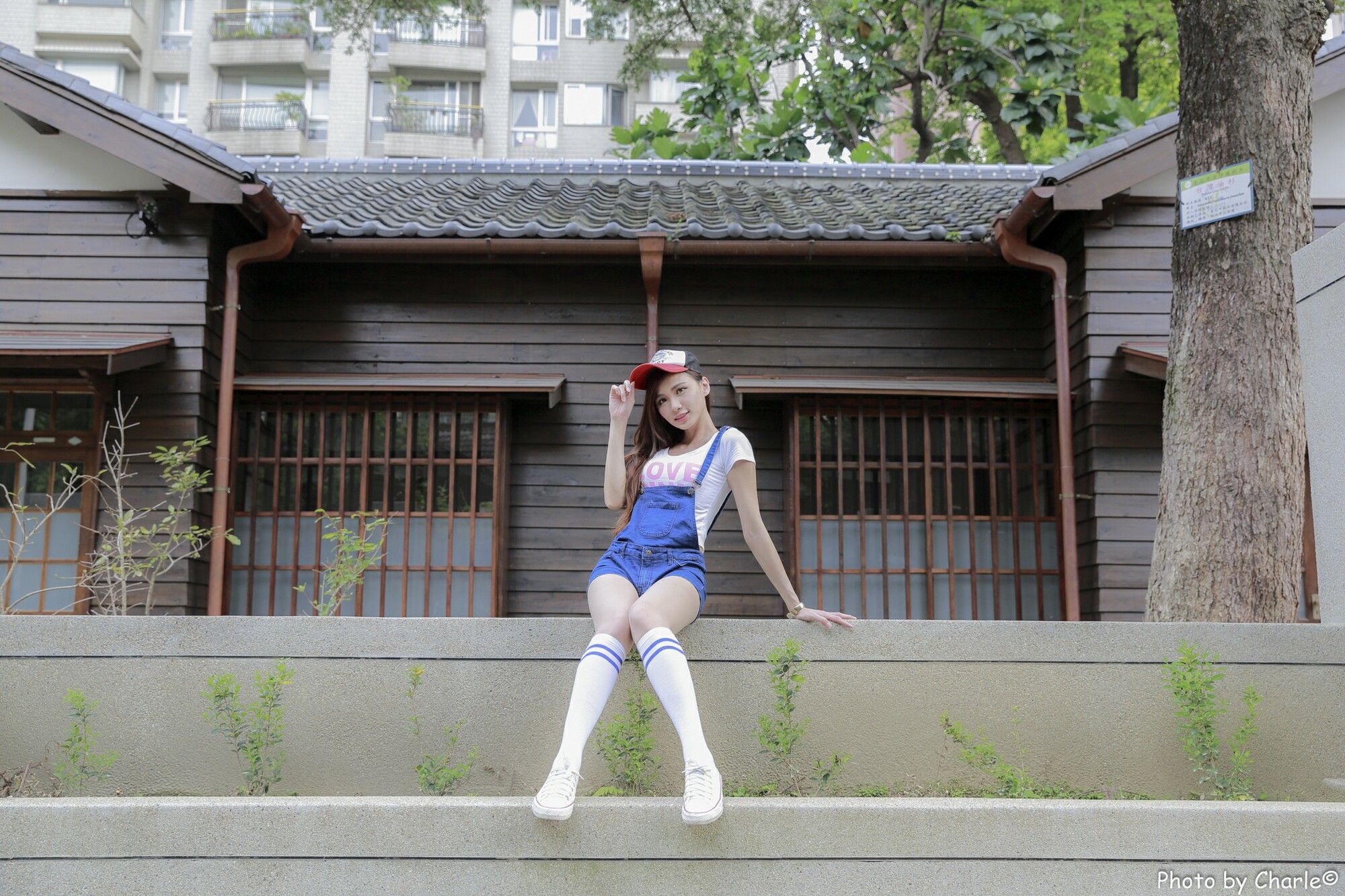 [台湾正妹] 蔡译心Candice《師範大學外拍》3套服装
