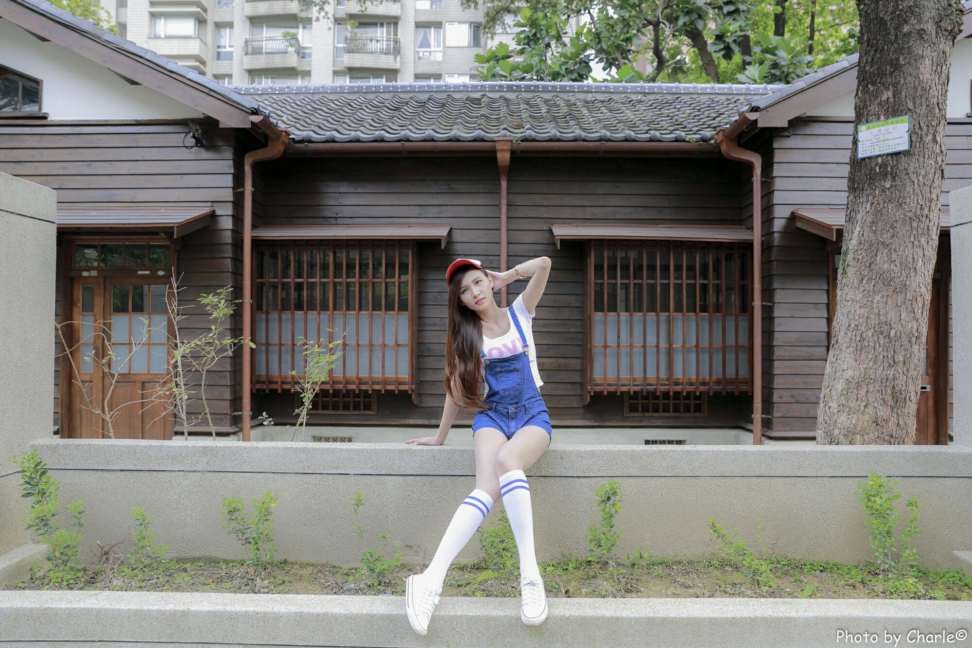 [台湾正妹] 蔡译心Candice《師範大學外拍》3套服装