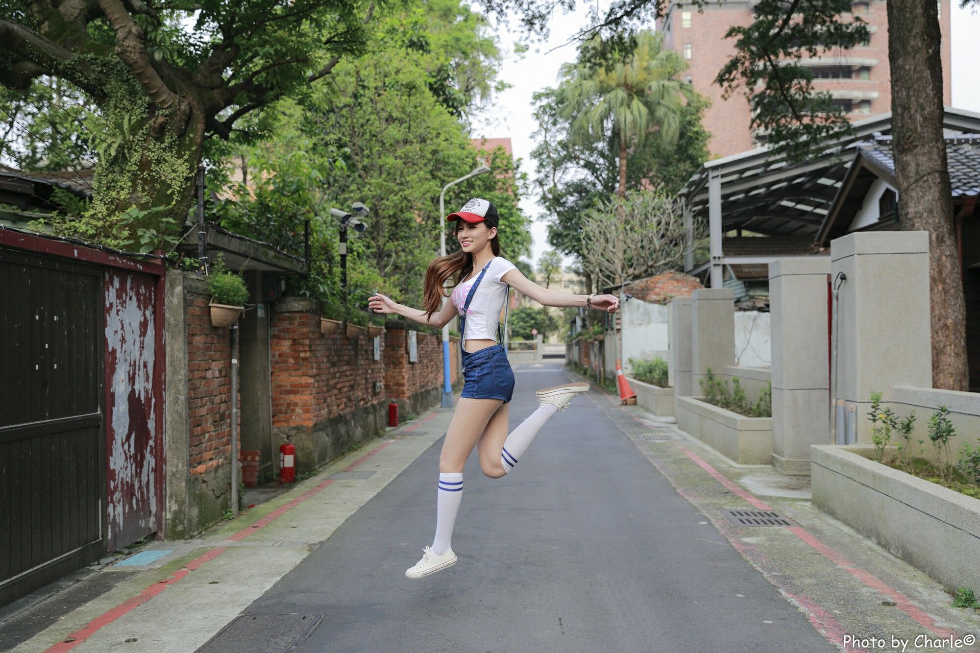 [台湾正妹] 蔡译心Candice《師範大學外拍》3套服装