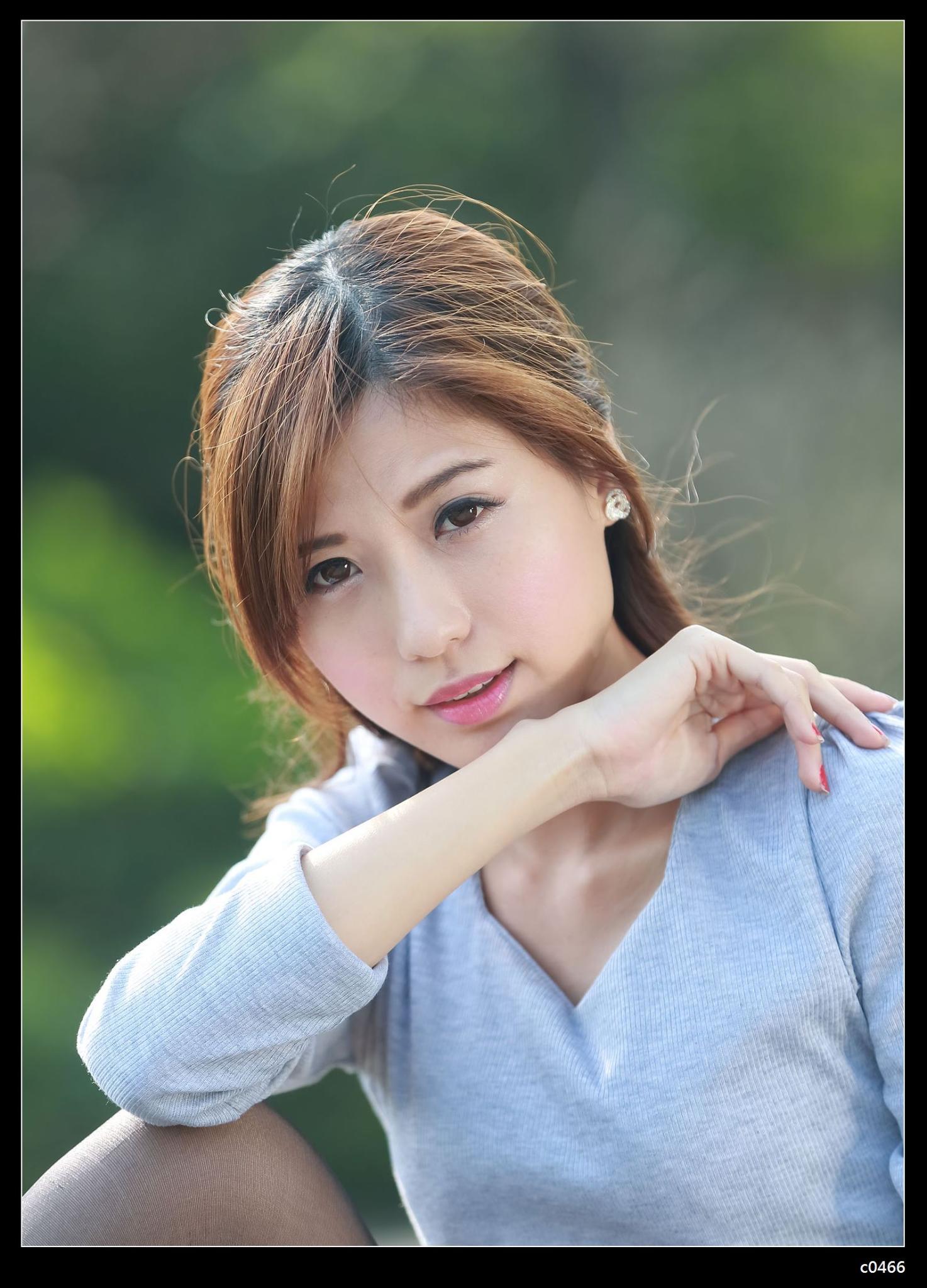 [台湾正妹] Agant小静 NTU外拍黑丝赏