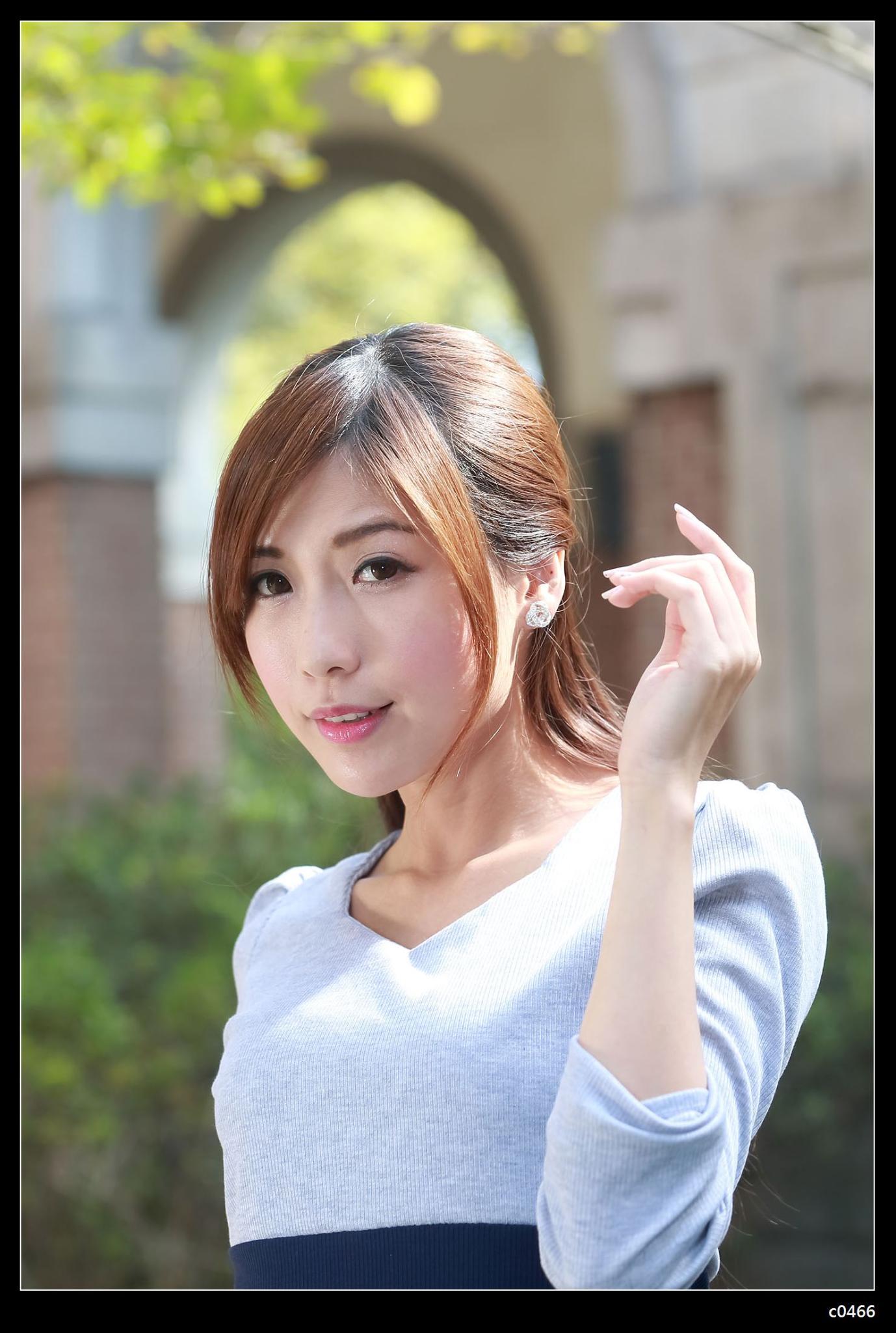 [台湾正妹] Agant小静 NTU外拍黑丝赏