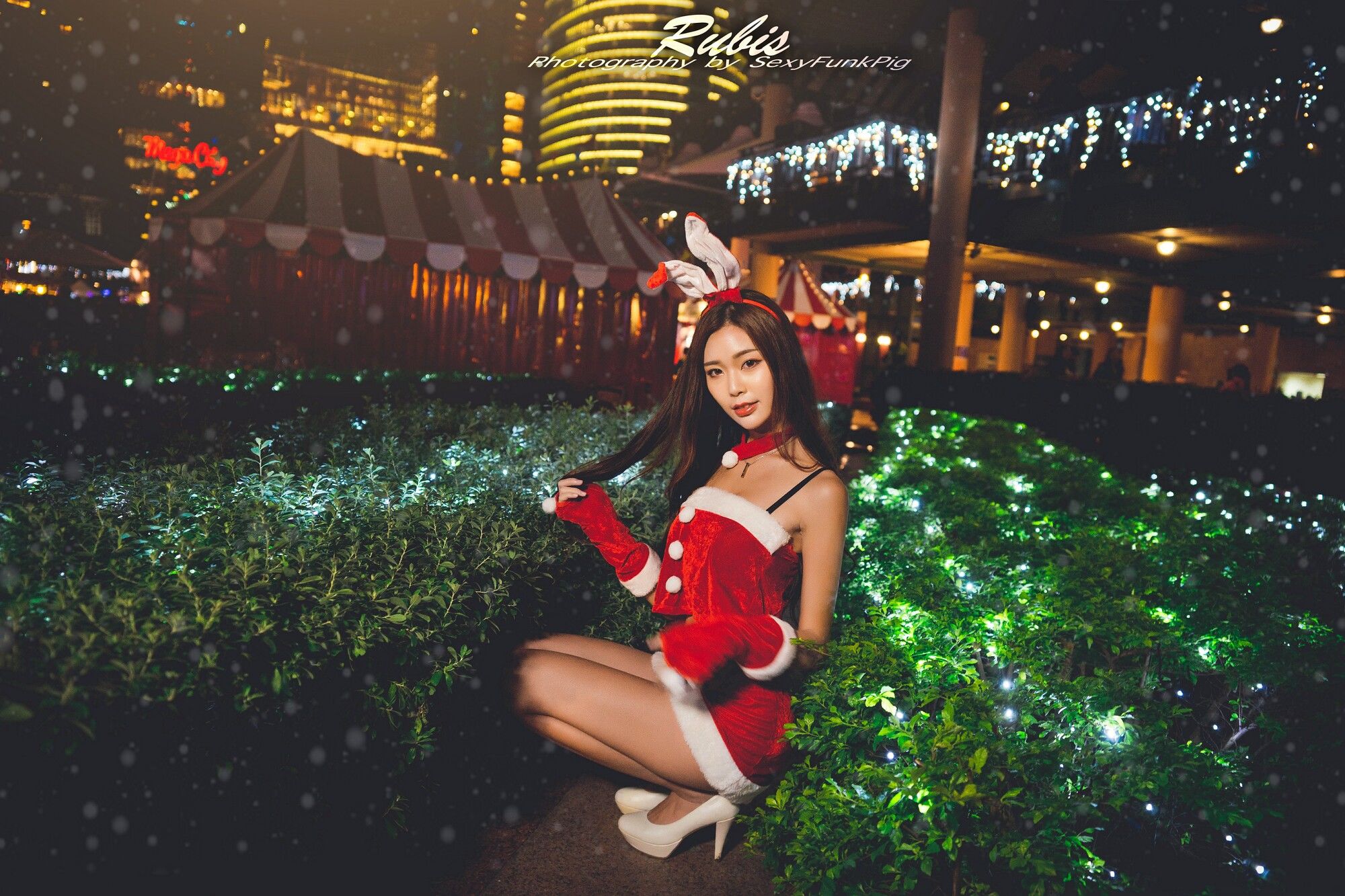 [台湾正妹] 黄上晏Rubis 新北耶誕城夜拍