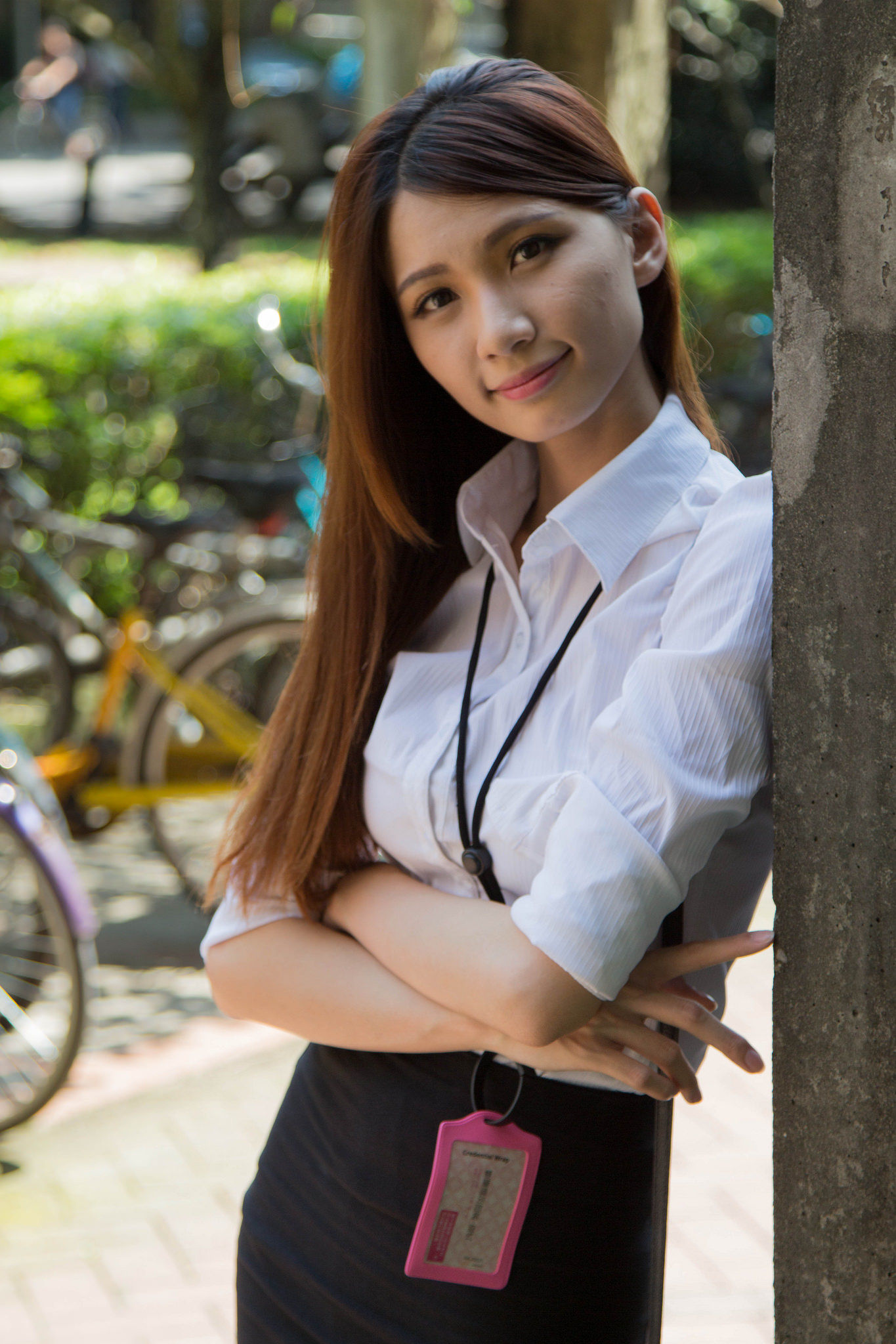[台湾网红美女] 蔡译心Candice《台大外拍 女教师》