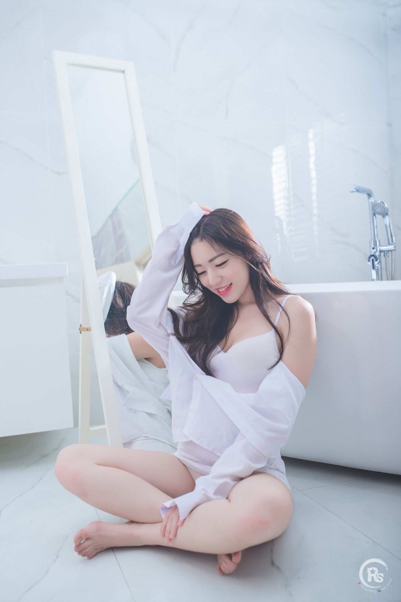 [台湾网红美女] 谢立琪《谢雨琪の護士》