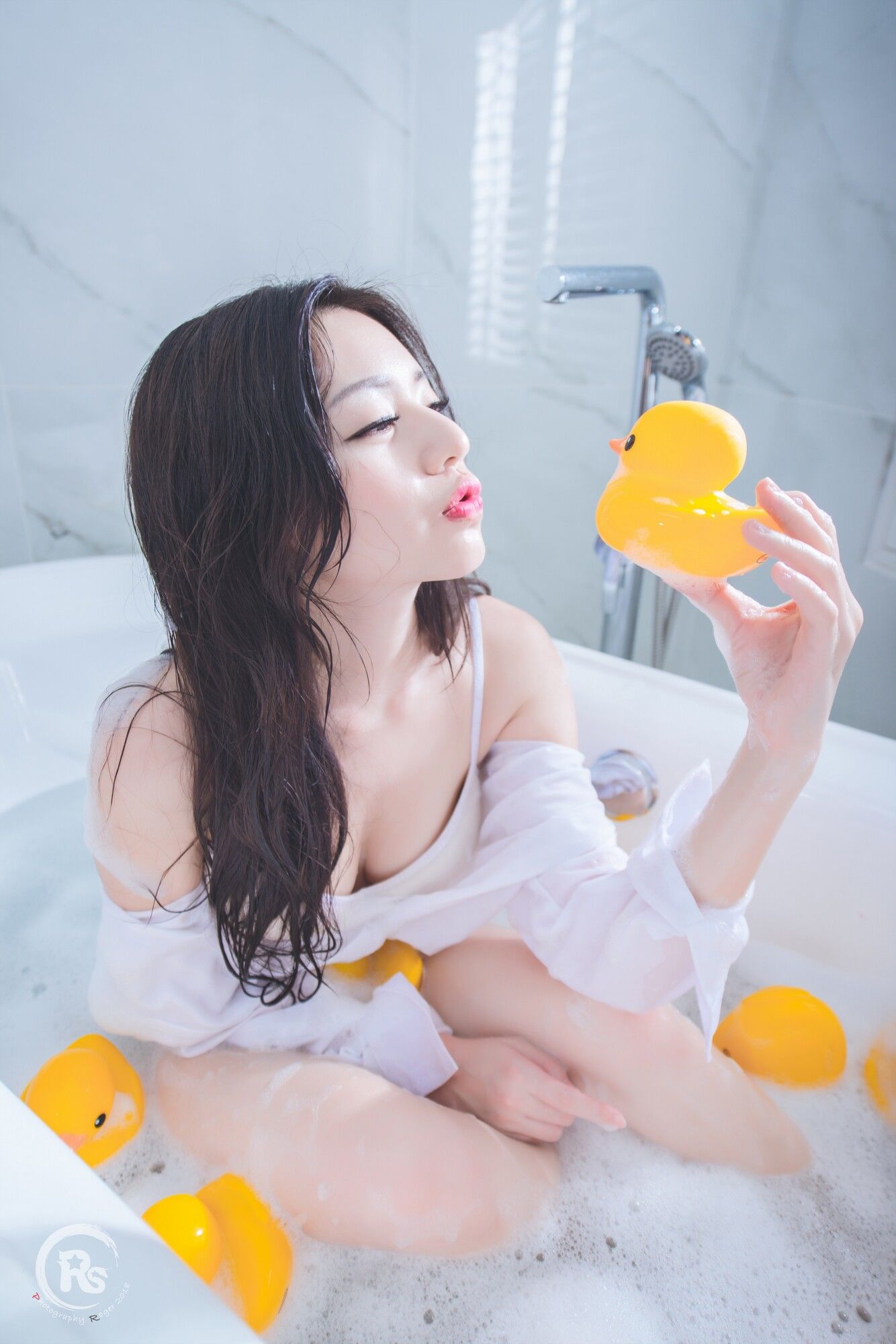 [台湾网红美女] 谢立琪《谢雨琪の護士》