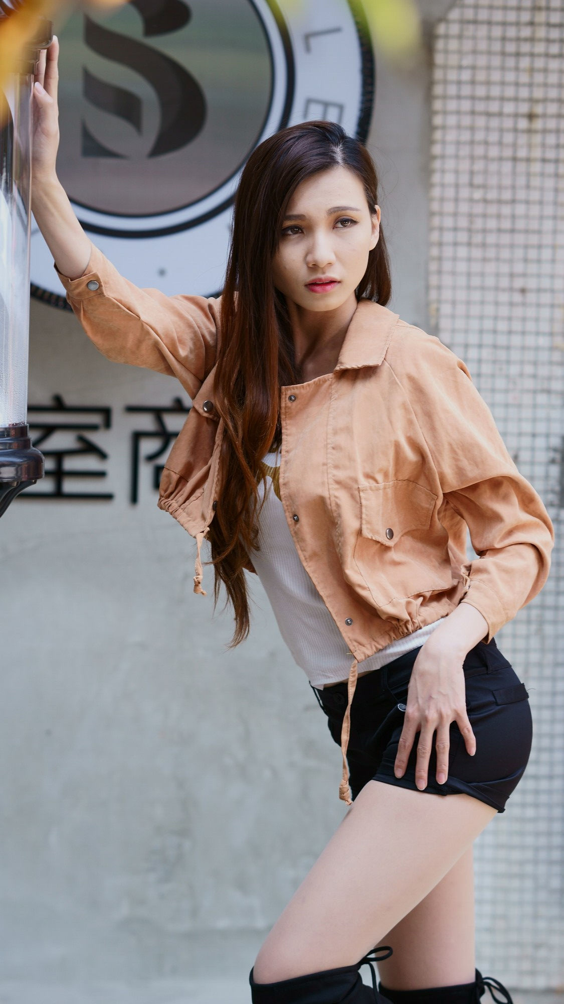 [台湾网红美女] 蔡译心 - 外拍6套服装合集