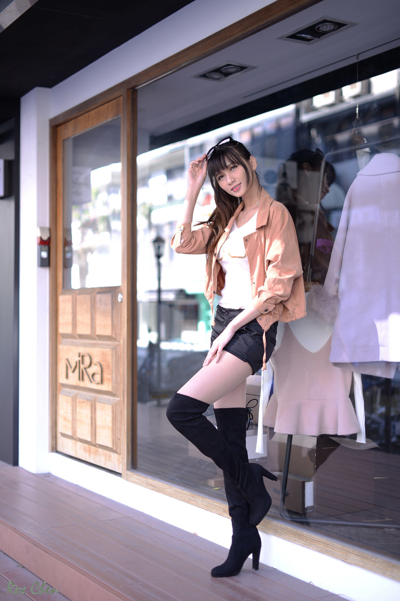 [台湾网红美女] 蔡译心 - 外拍6套服装合集
