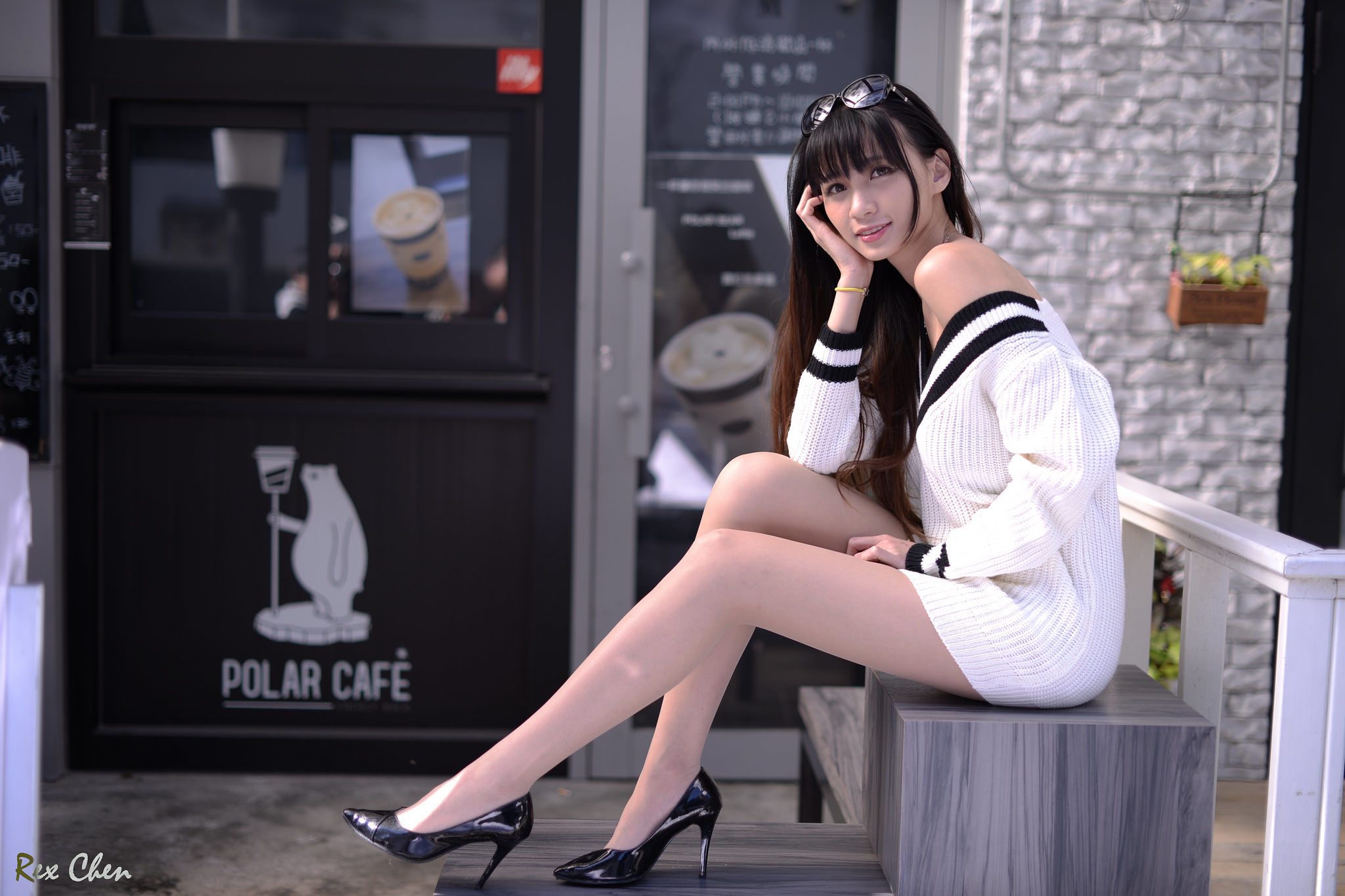 [台湾网红美女] 蔡译心 - 外拍6套服装合集