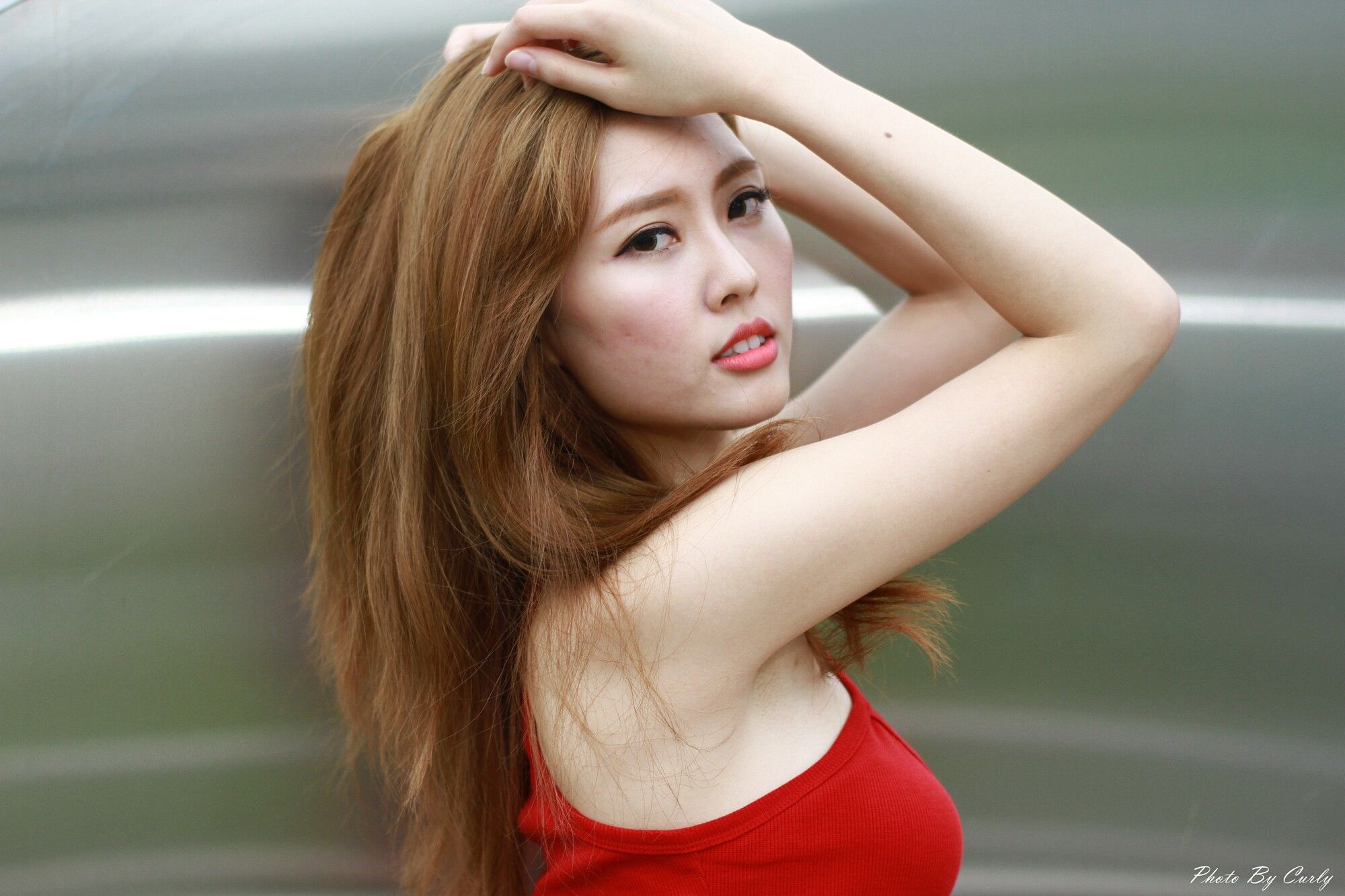[台湾网红美女] 郭珉妏Queenie《技擊館街拍》