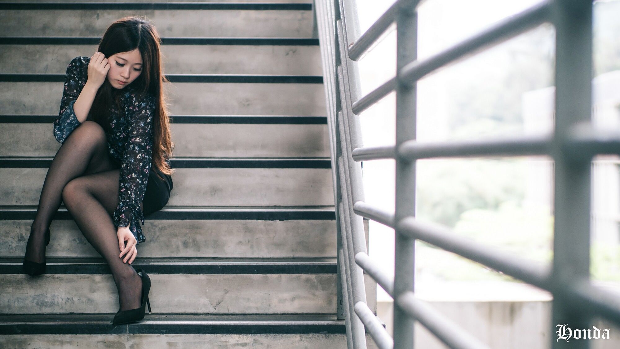 [台湾网红美女] Becky OL服装三套