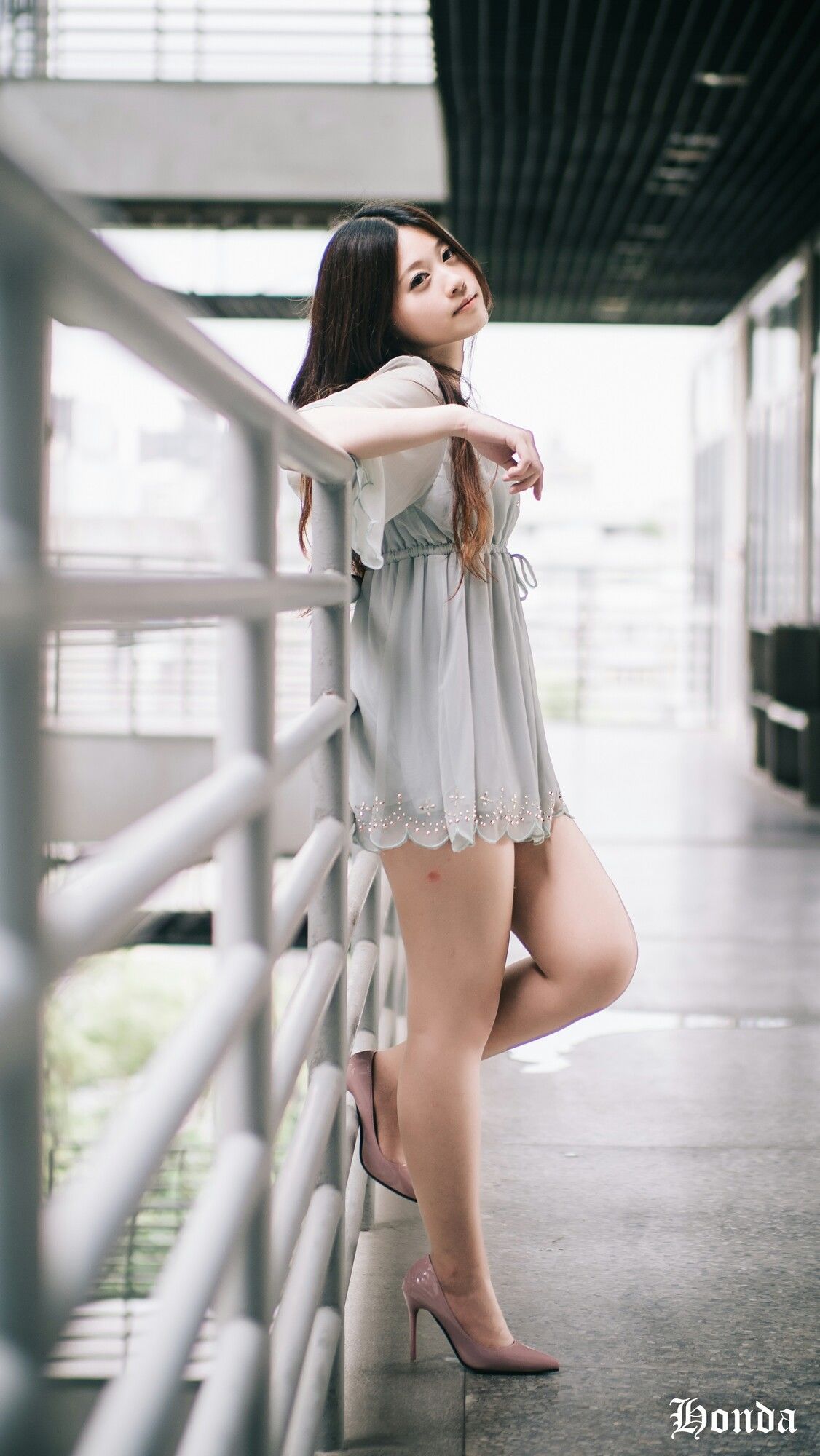 [台湾网红美女] Becky OL服装三套