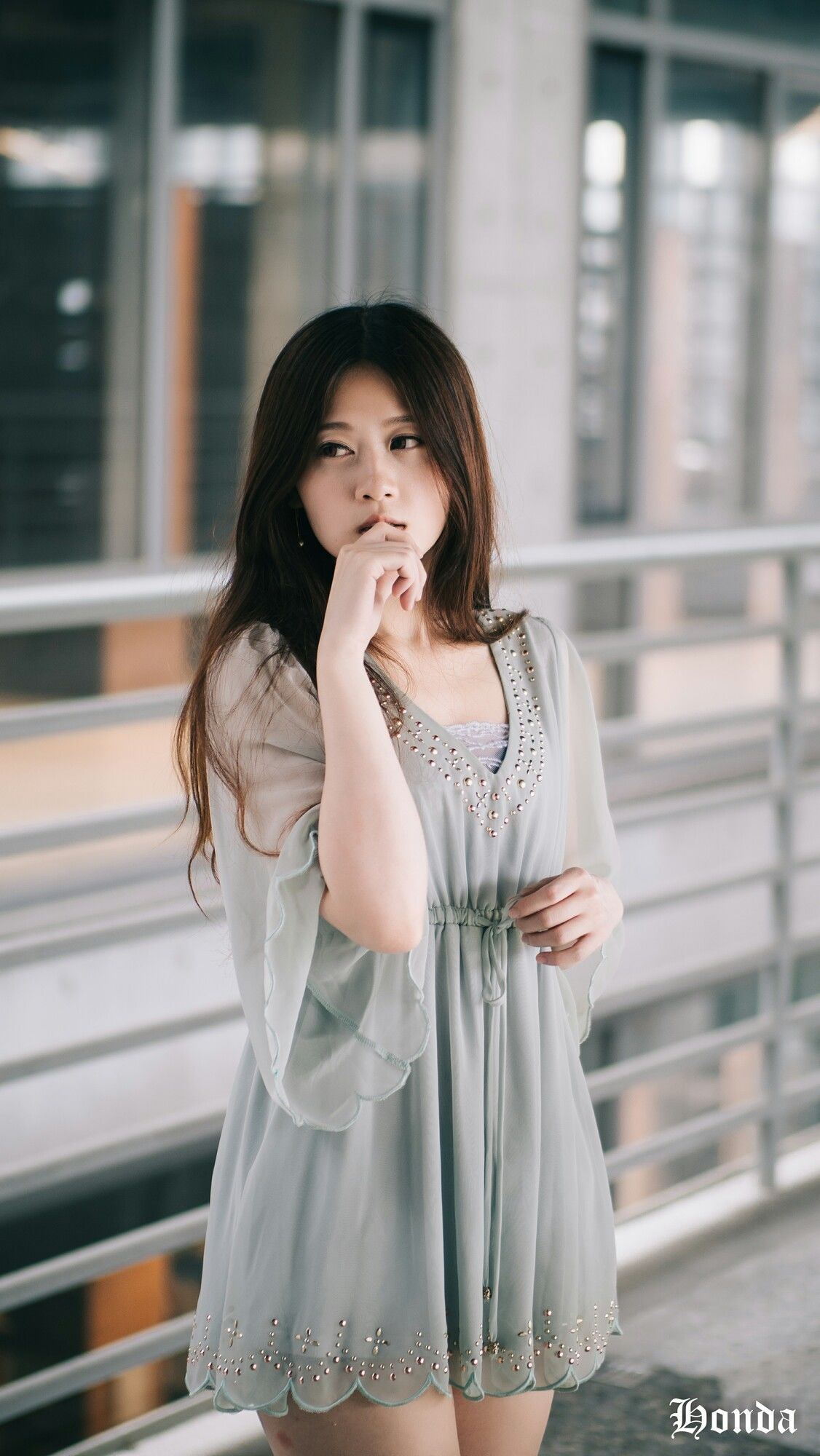 [台湾网红美女] Becky OL服装三套