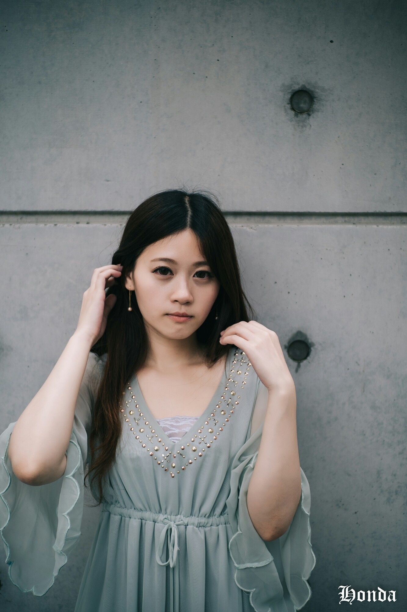 [台湾网红美女] Becky OL服装三套