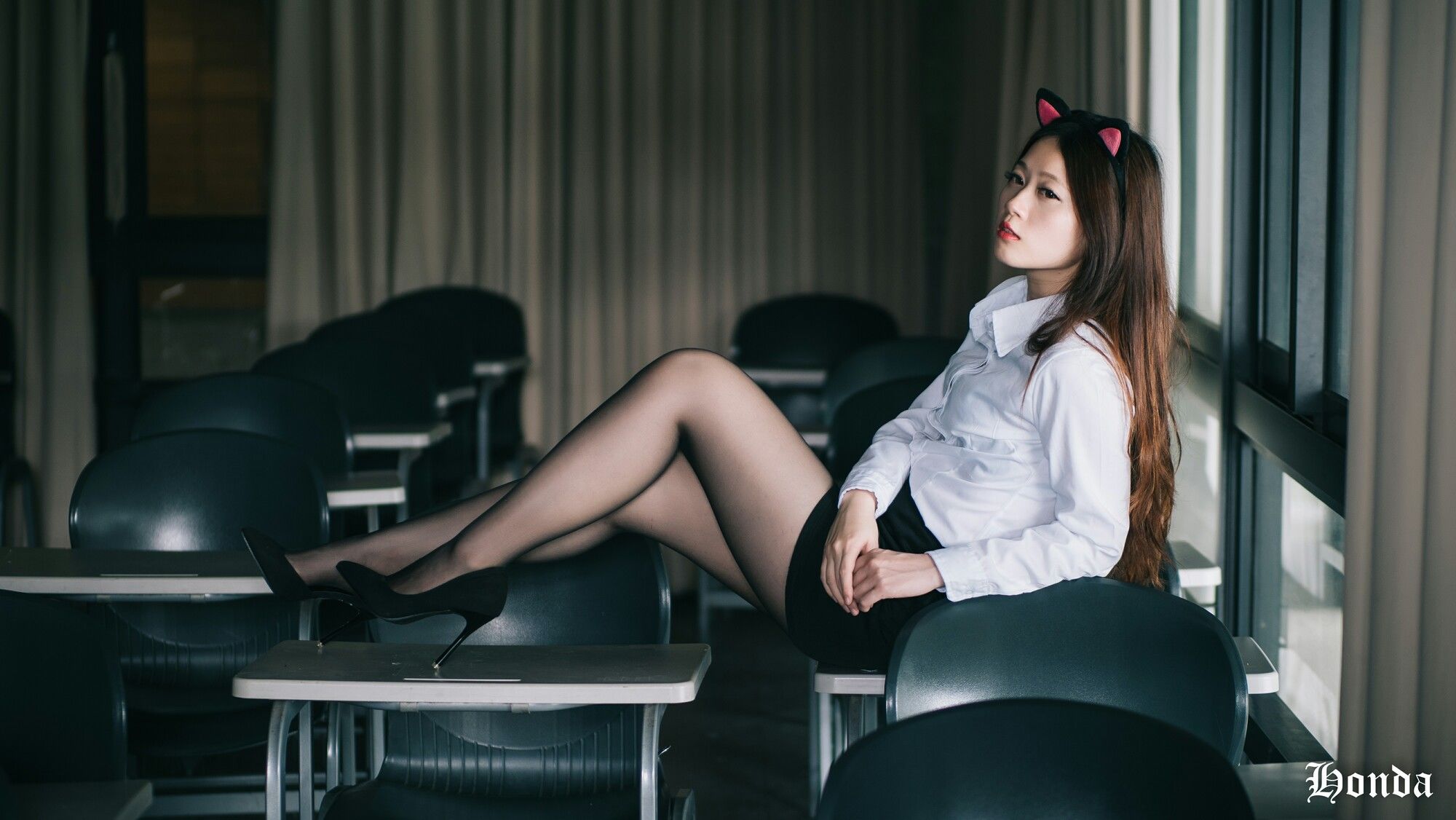 [台湾网红美女] Becky OL服装三套