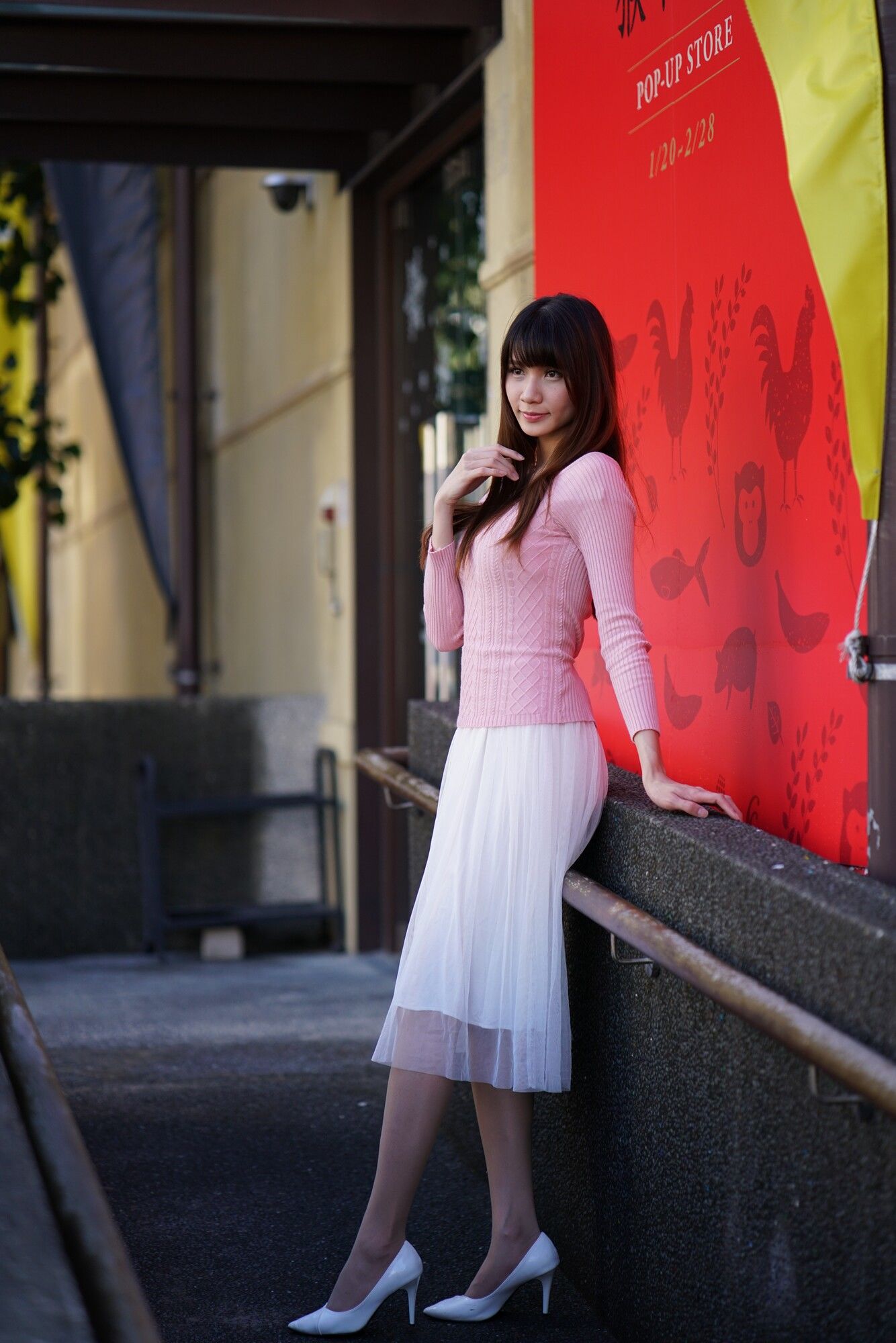 [台湾网红美女] 蔡译心Candice《台中文創(两套服装）》